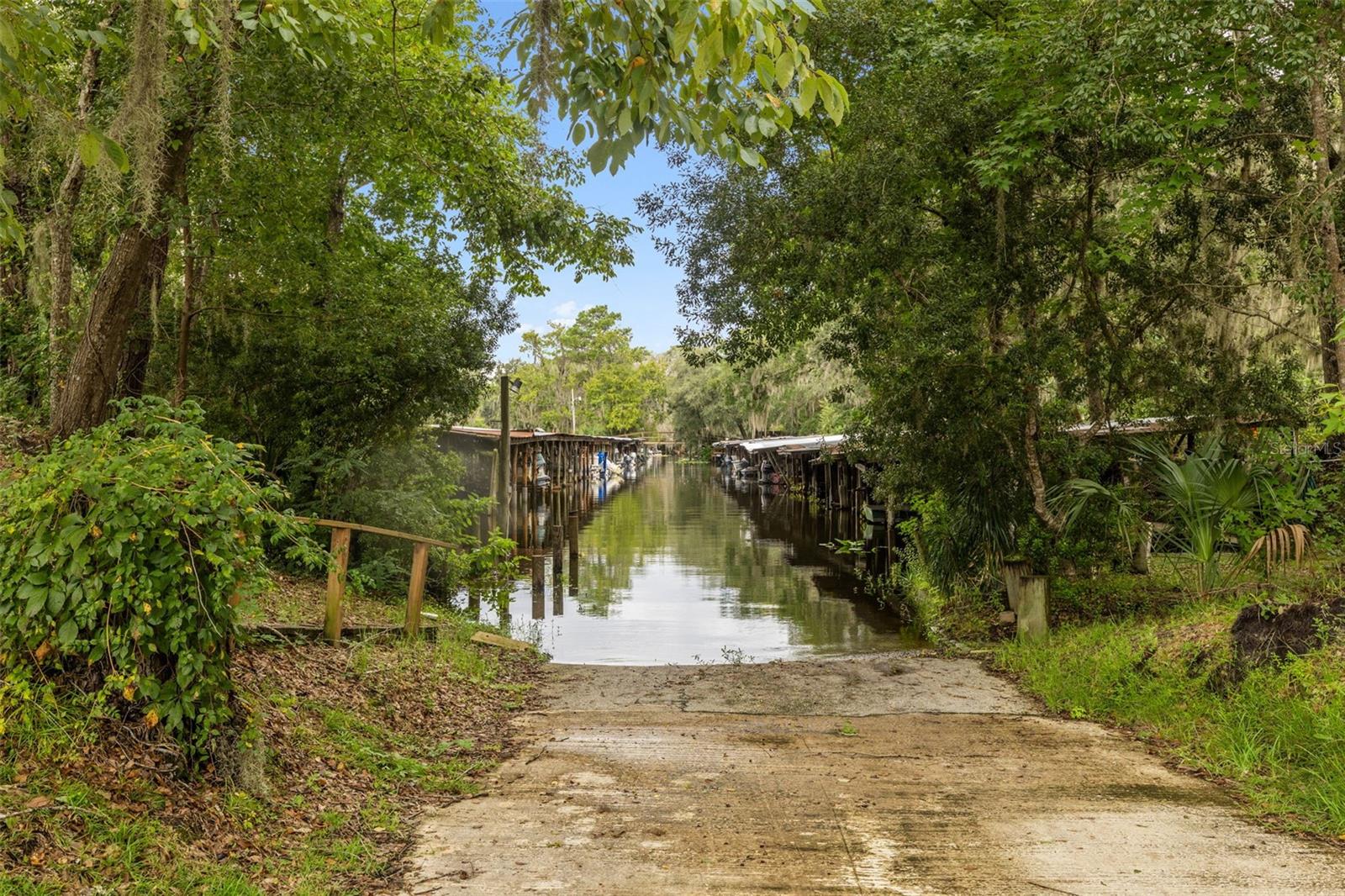 110 SHAFFER AVE, CRESCENT CITY, FL, 32112