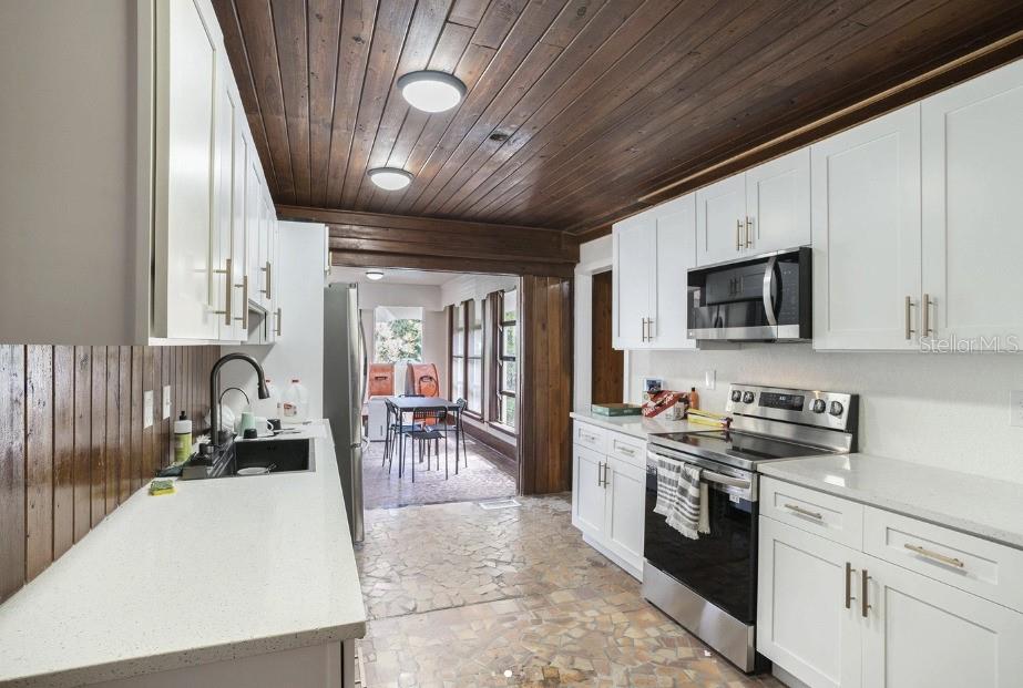 11630 79TH AVE, SEMINOLE, FL, 33772