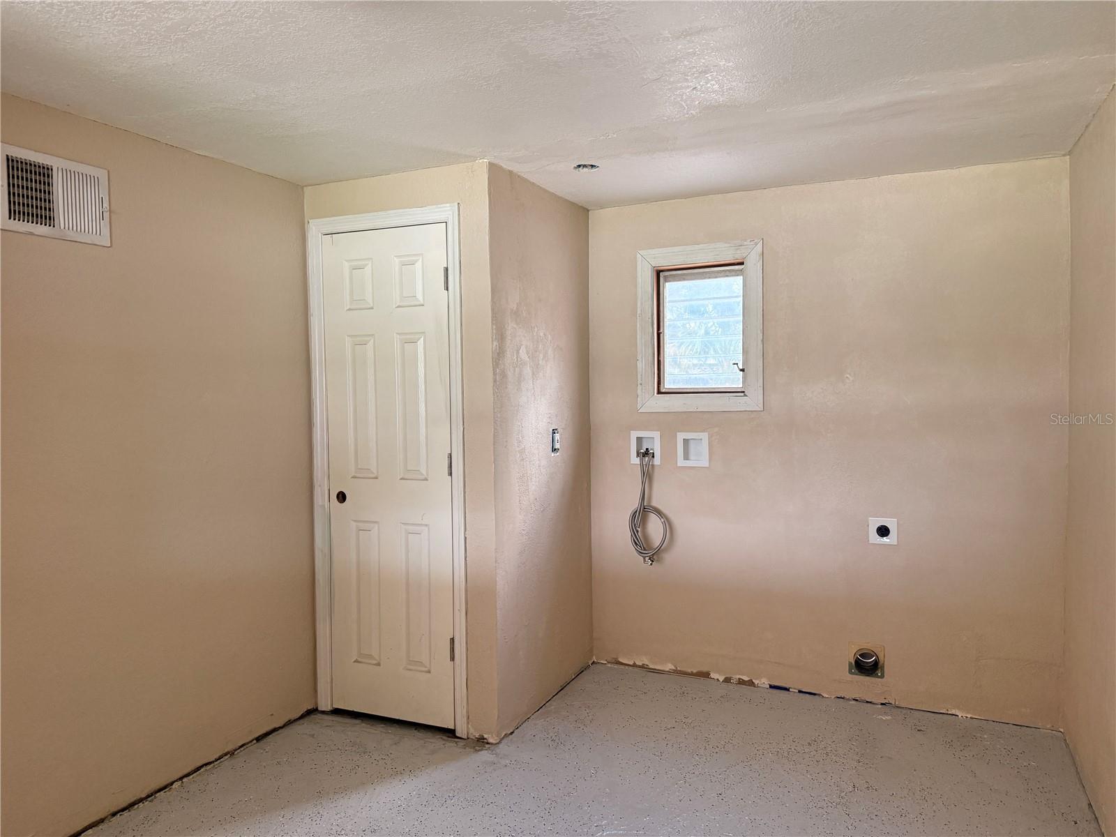 201 BRADSHAW DR, SANFORD, FL, 32771