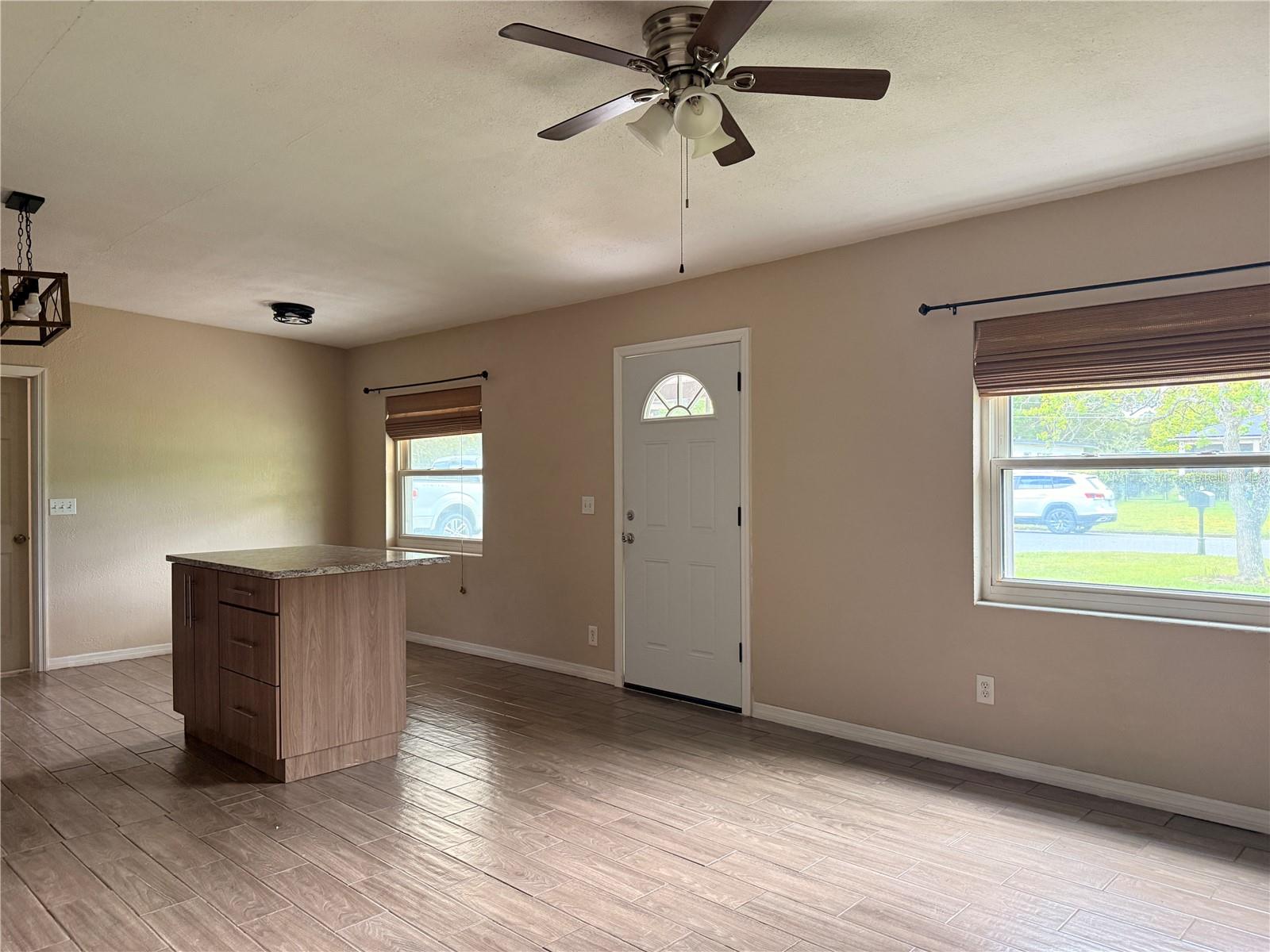 201 BRADSHAW DR, SANFORD, FL, 32771