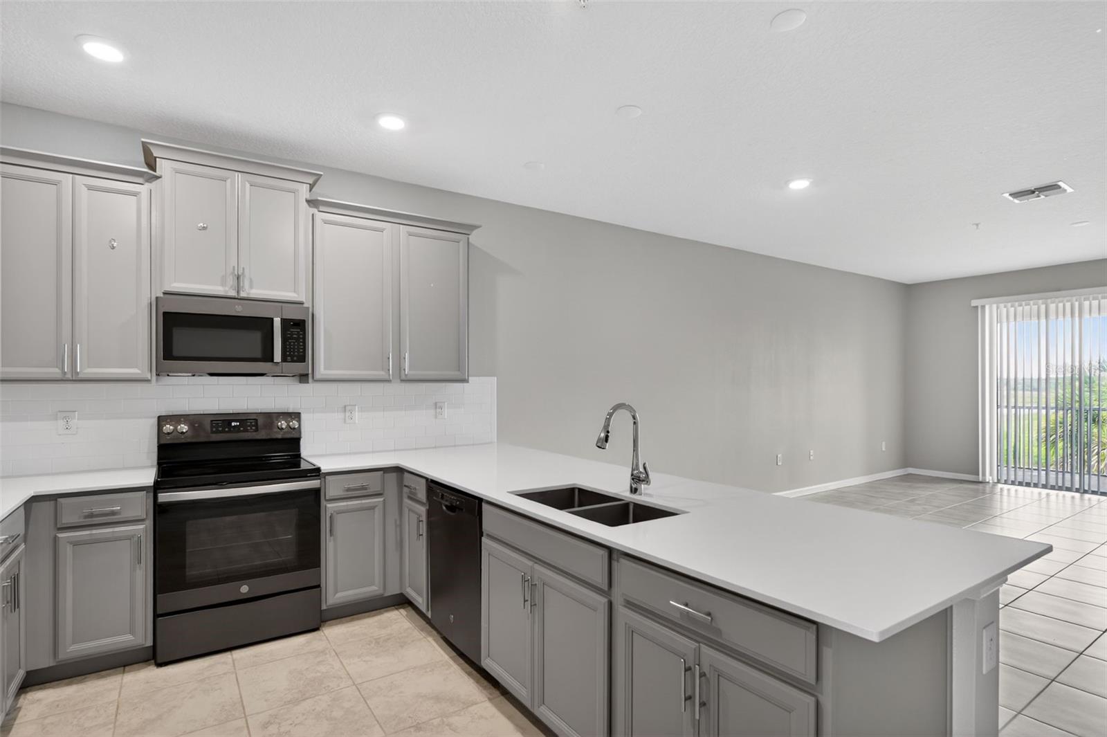1181 DROP LN #0, DAVENPORT, FL, 33896