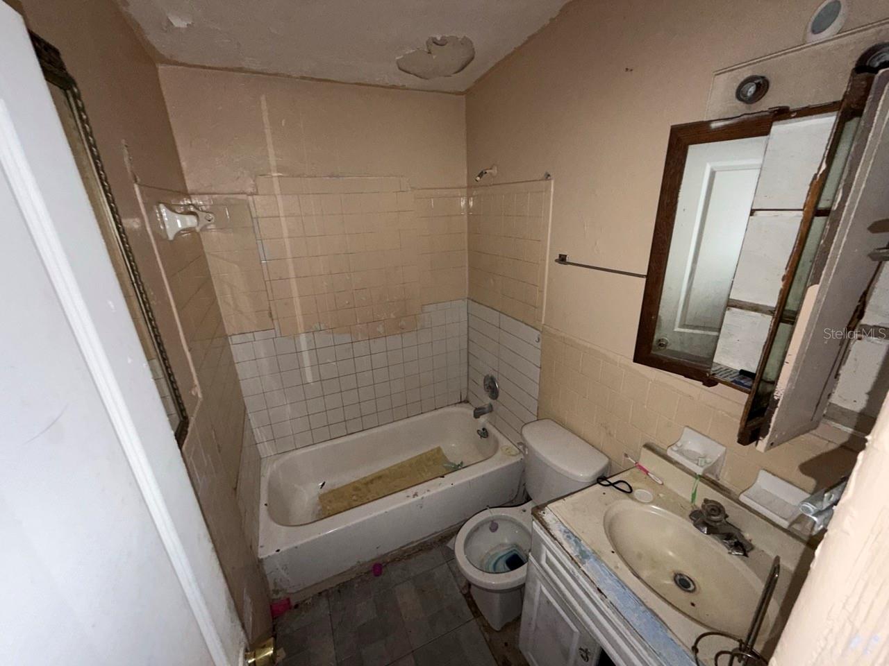 806 CITRUS ST, ORLANDO, FL, 32805