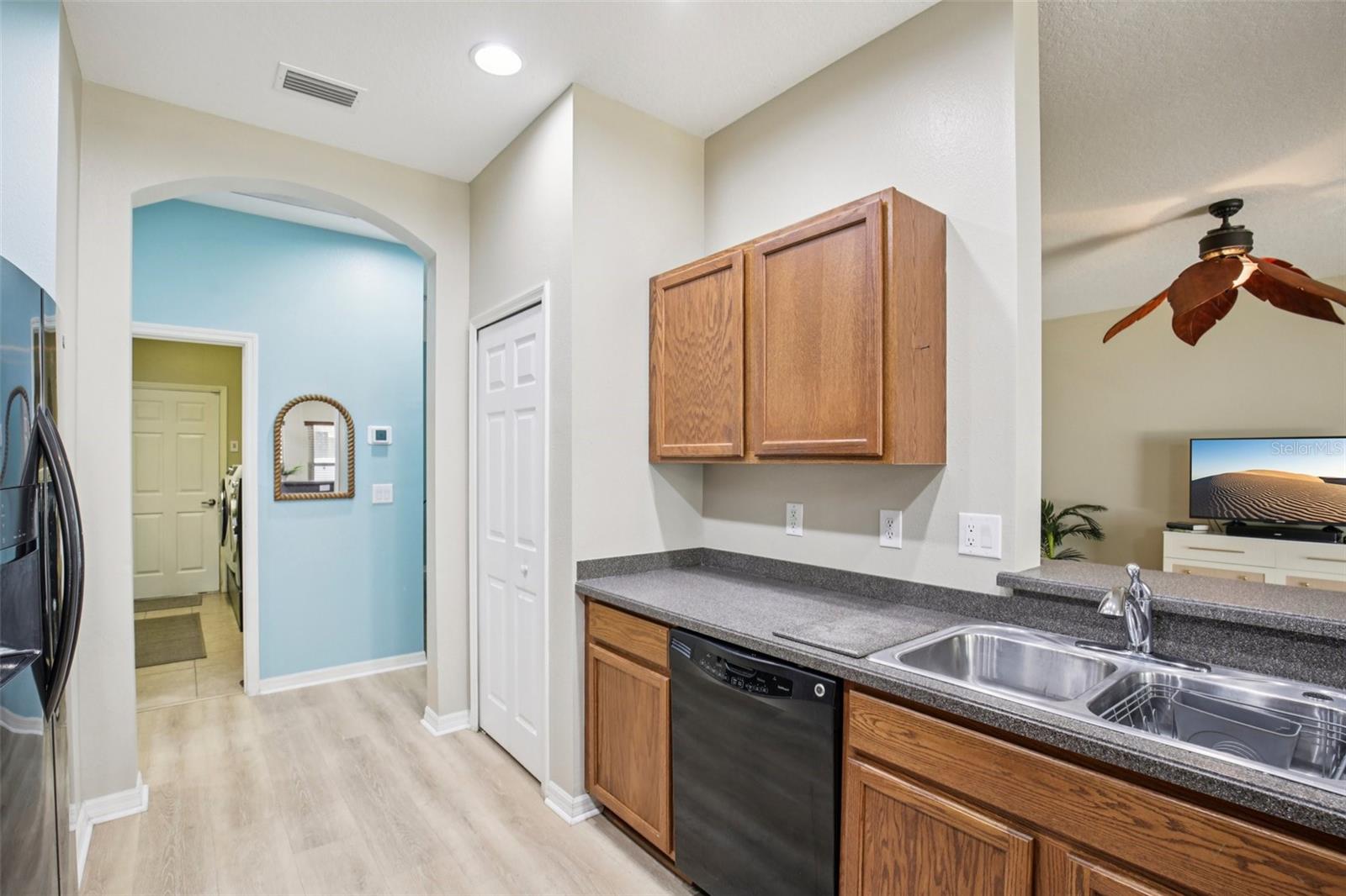 319 19TH ST NW, RUSKIN, FL, 33570