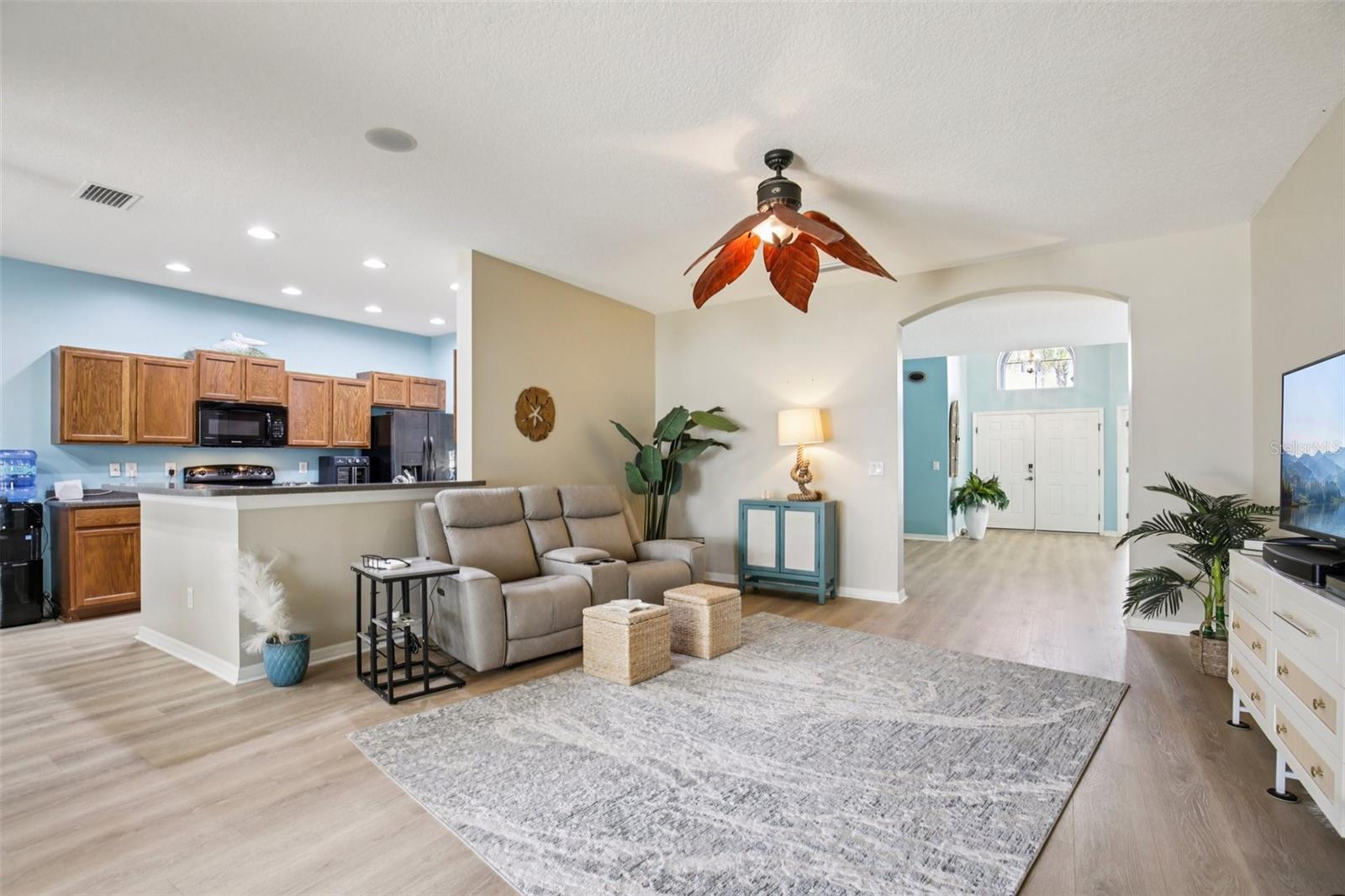 319 19TH ST NW, RUSKIN, FL, 33570