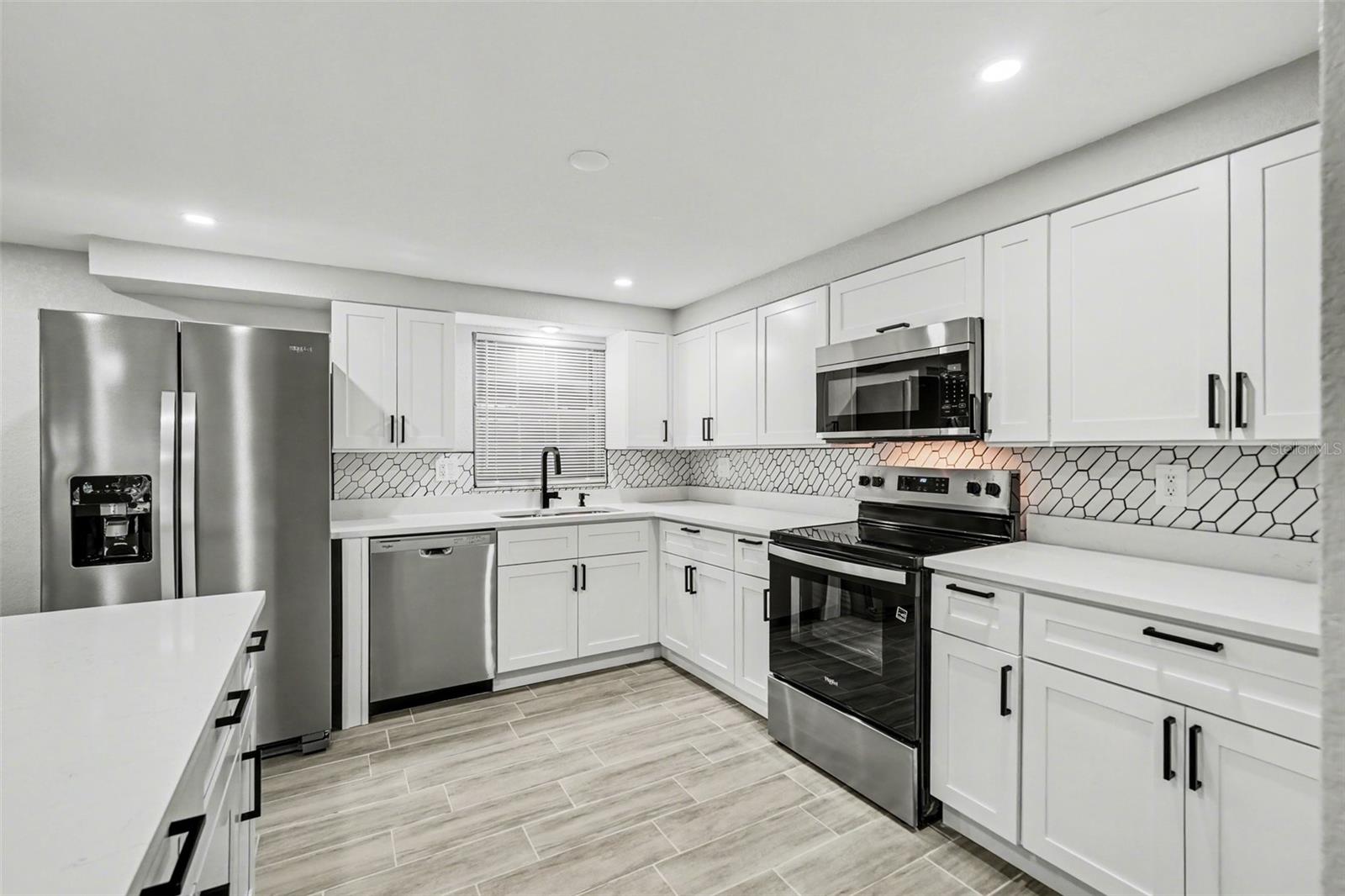 7310 FORT KING RD, ZEPHYRHILLS, FL, 33541