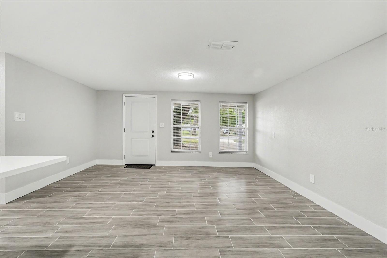 7310 FORT KING RD, ZEPHYRHILLS, FL, 33541