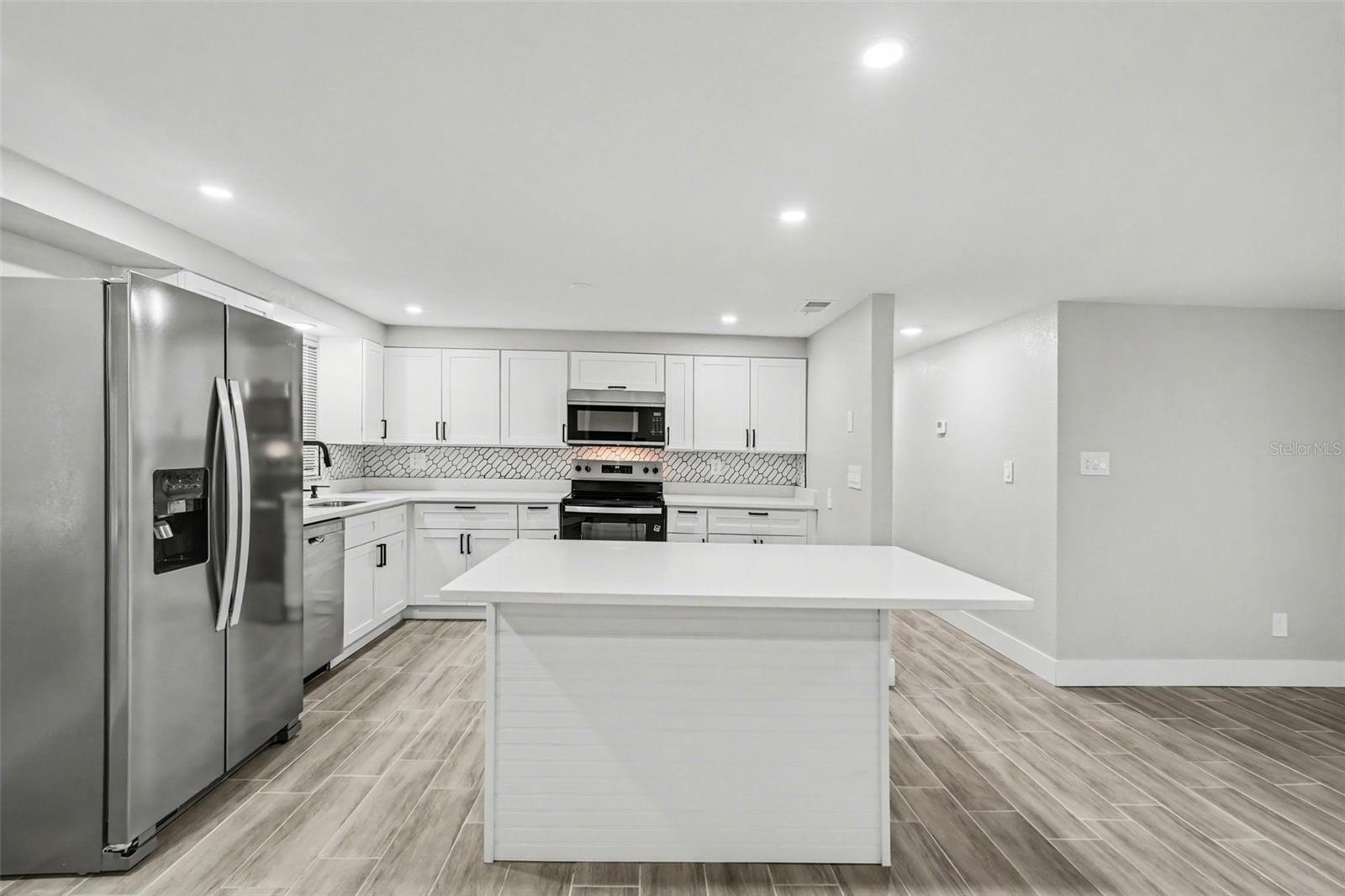 7310 FORT KING RD, ZEPHYRHILLS, FL, 33541