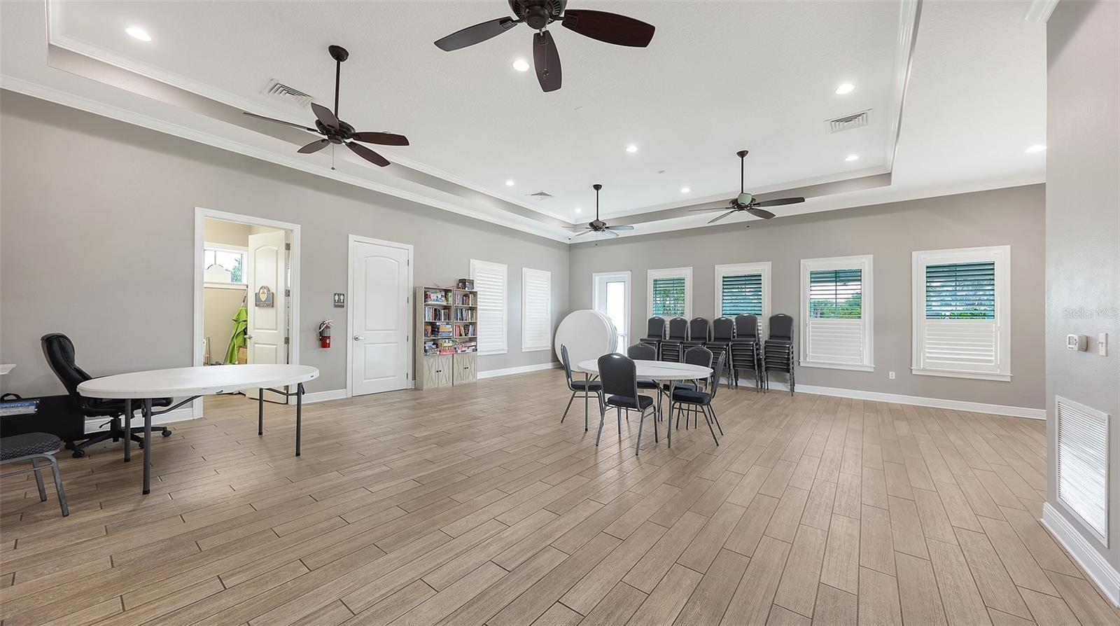 11824 MEADOWGATE PL, BRADENTON, FL, 34211