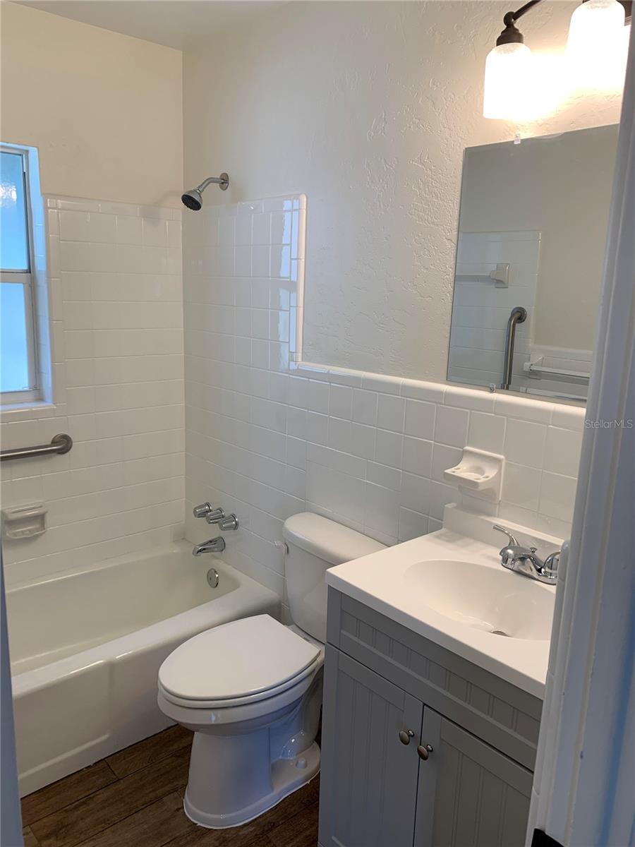 127 E KENTUCKY AVE, DELAND, FL, 32724