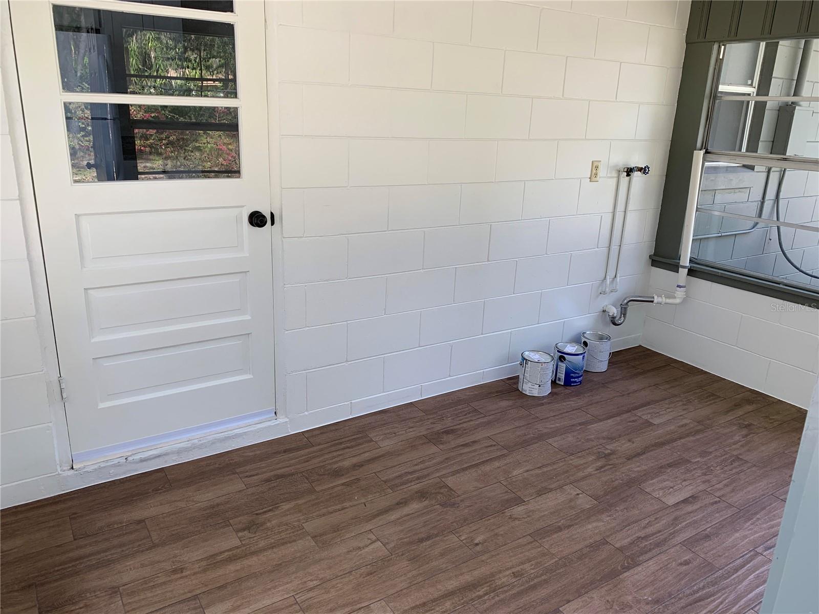127 E KENTUCKY AVE, DELAND, FL, 32724