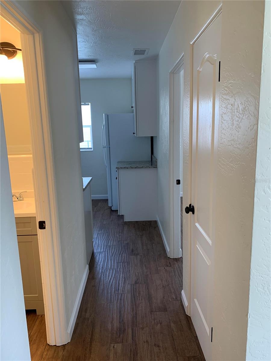 127 E KENTUCKY AVE, DELAND, FL, 32724