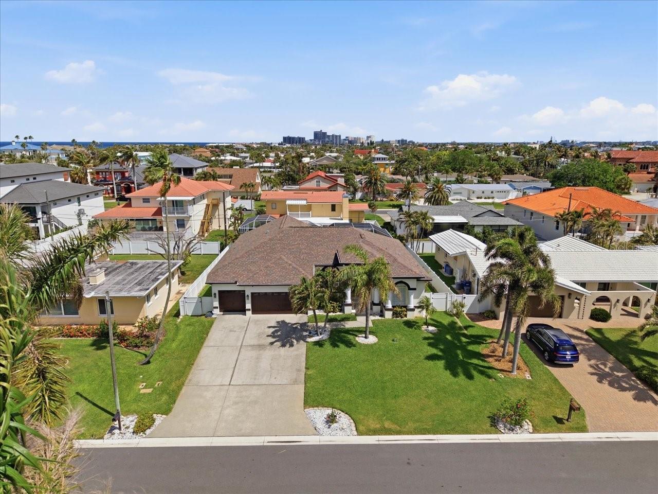 109 16TH ST, BELLEAIR BEACH, FL, 33786