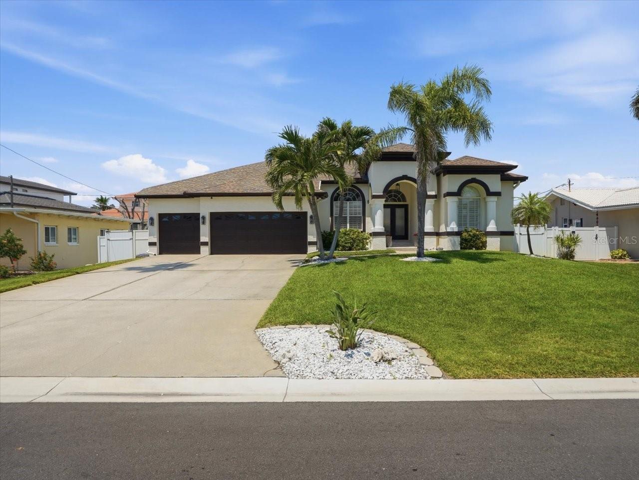 109 16TH ST, BELLEAIR BEACH, FL, 33786