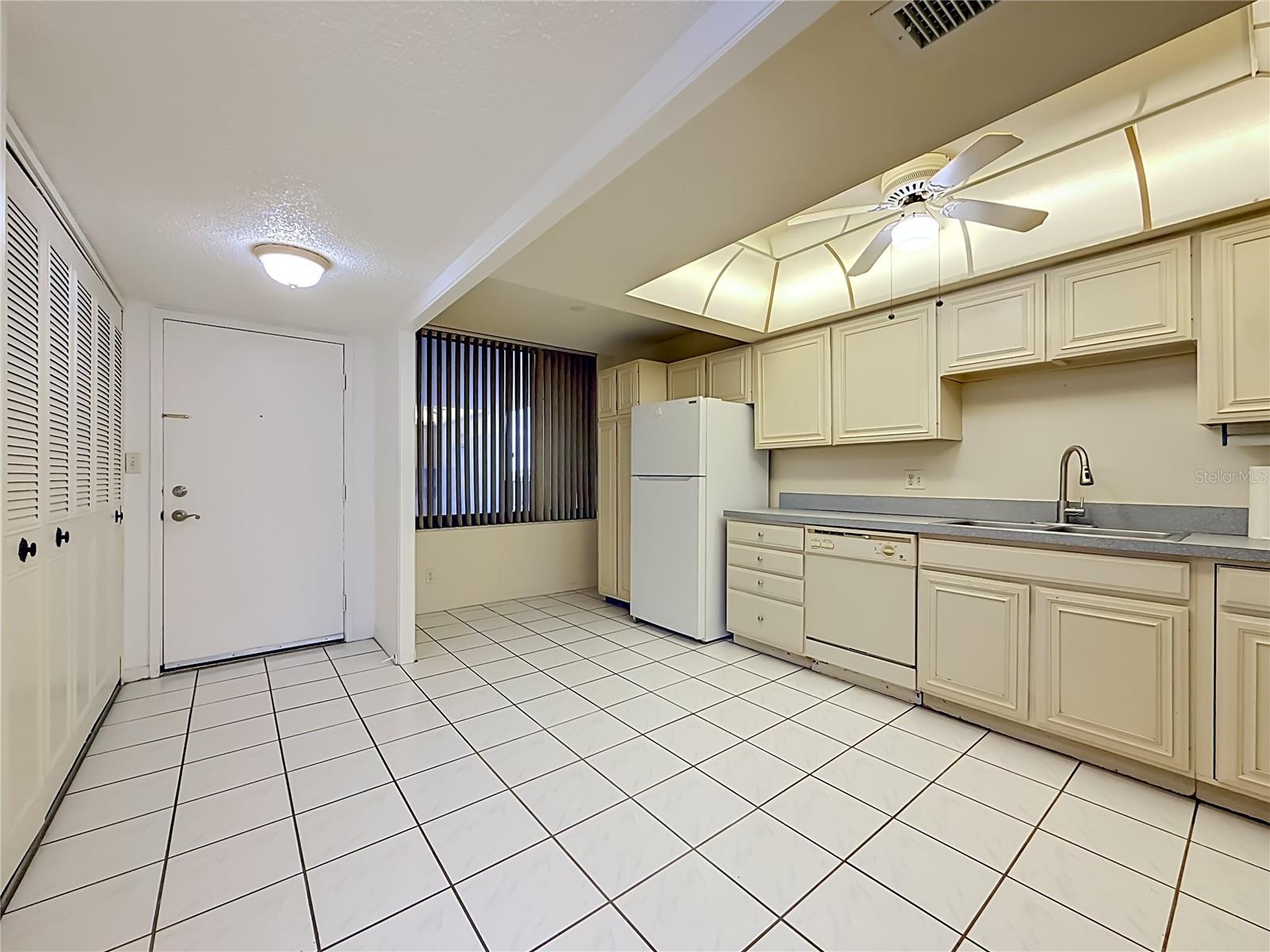 7100 SUNSET WAY #207, ST PETE BEACH, FL, 33706