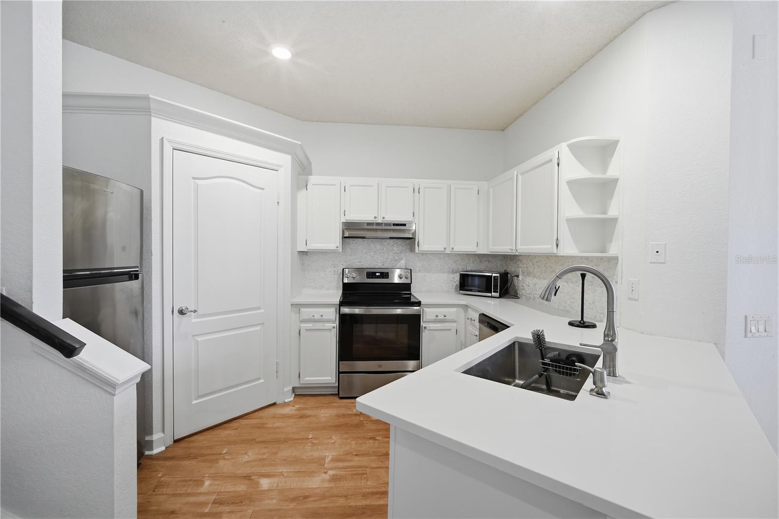 604 SEASCAPE WAY, TAMPA, FL, 33602