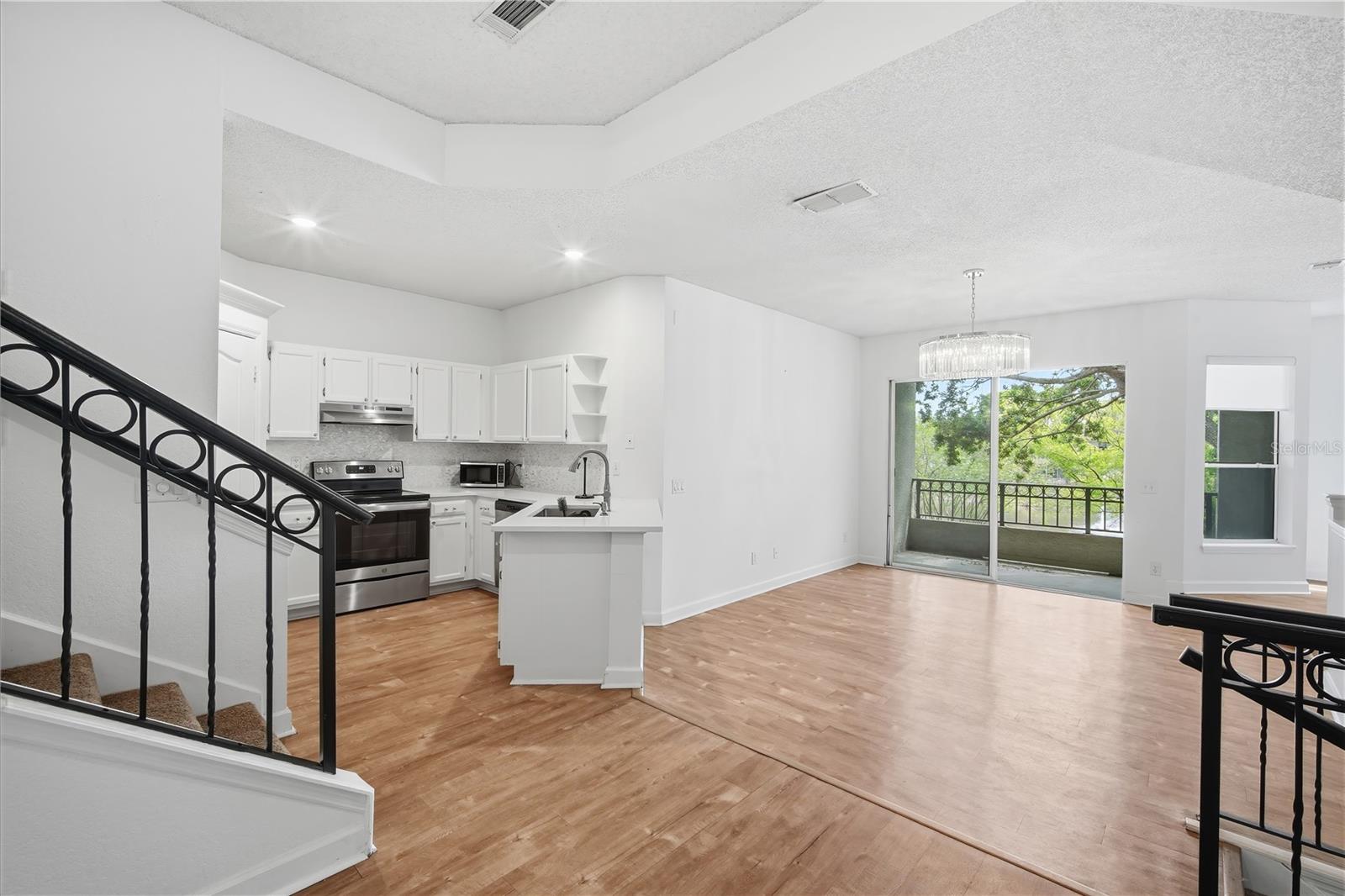 604 SEASCAPE WAY, TAMPA, FL, 33602