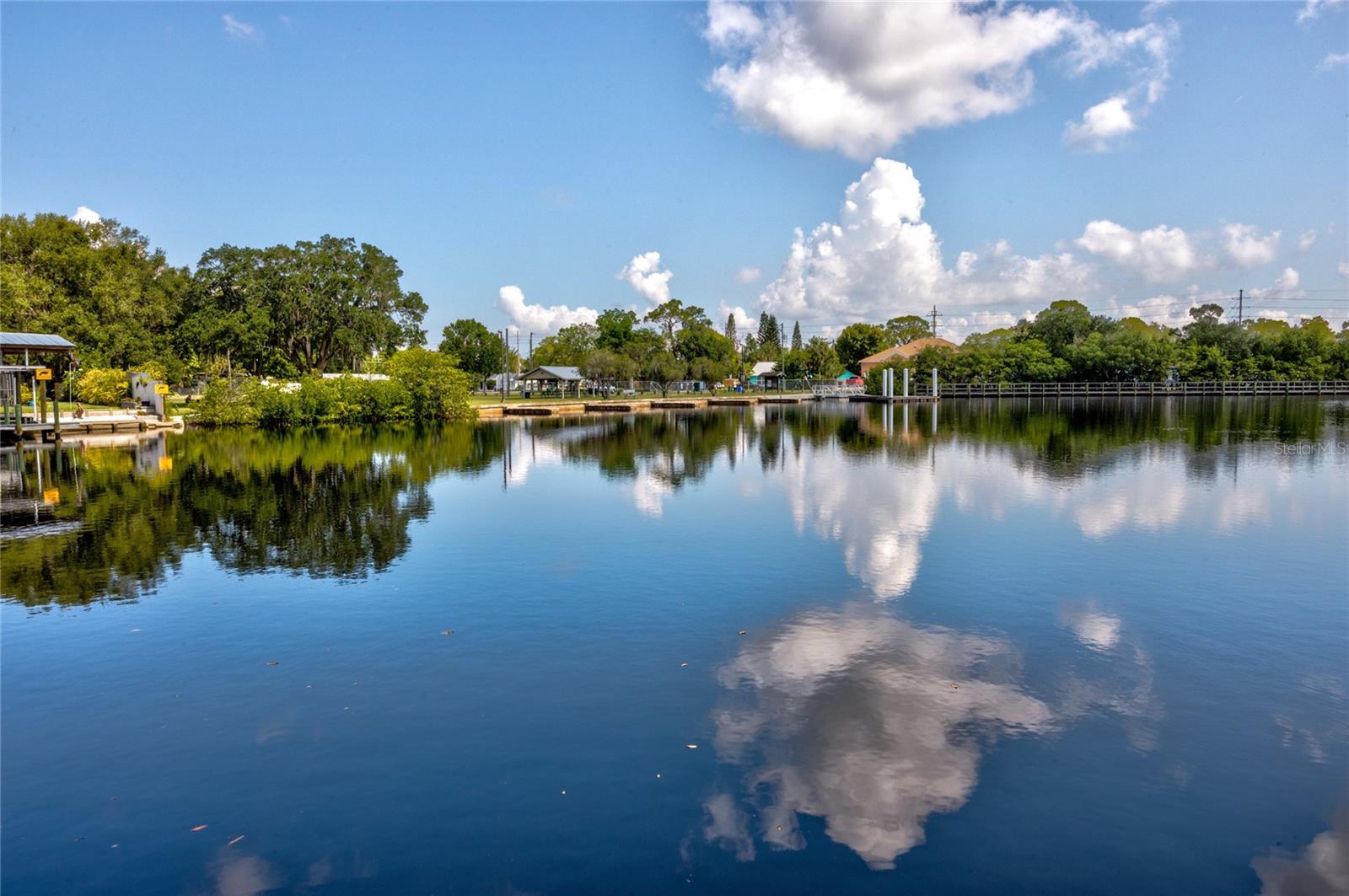 102 DICKMAN DR SW, RUSKIN, FL, 33570