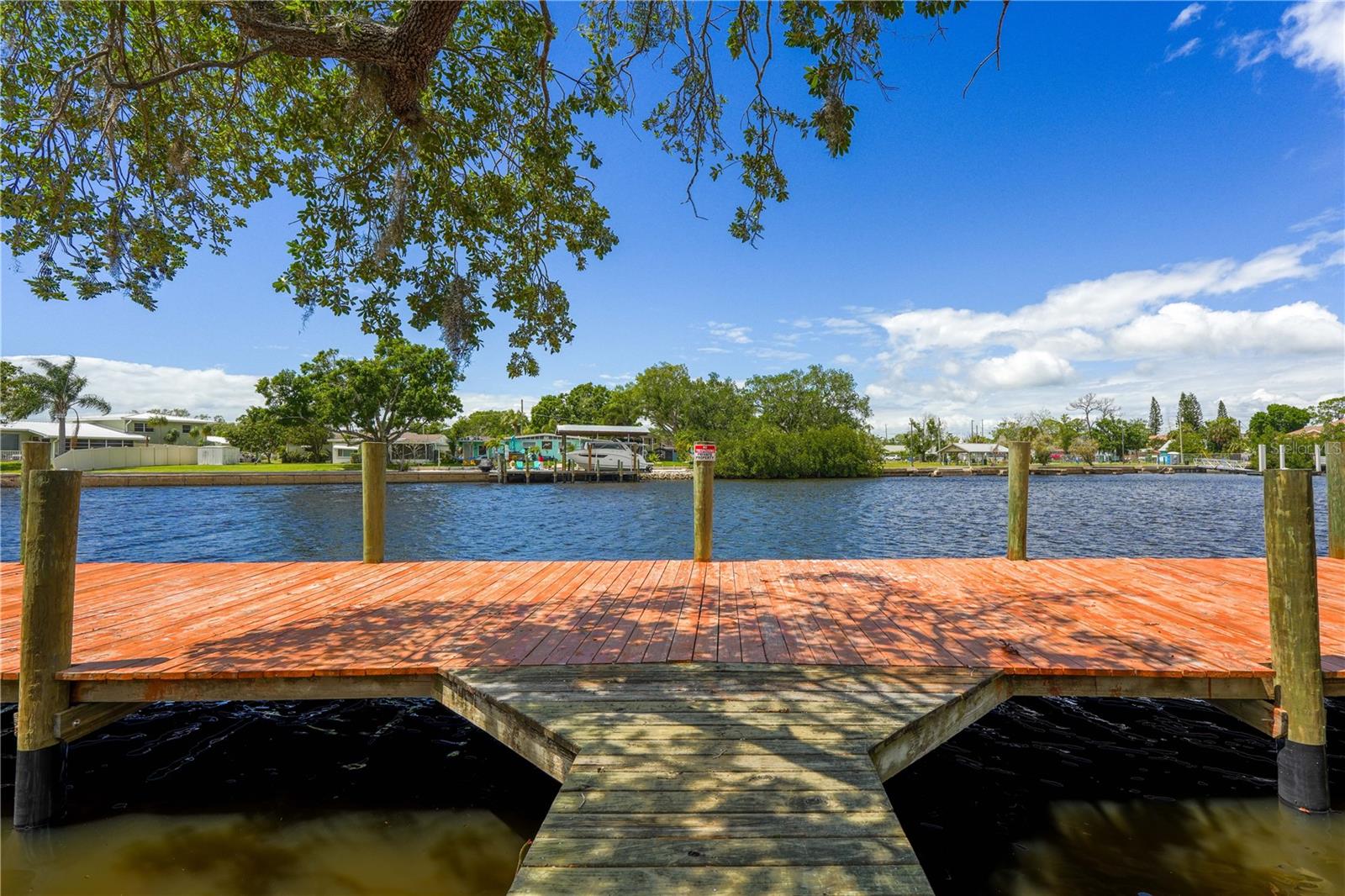 102 DICKMAN DR SW, RUSKIN, FL, 33570