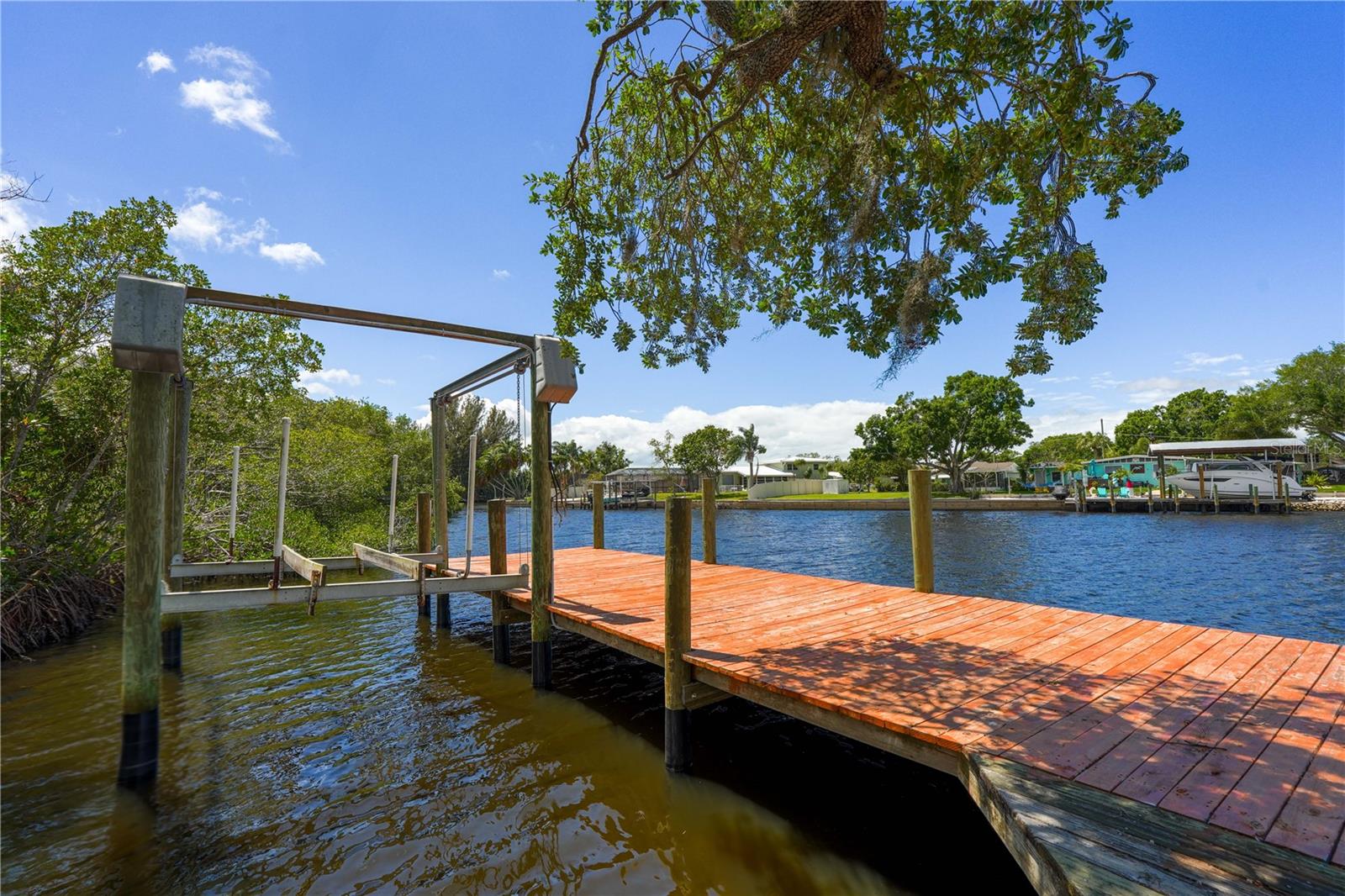 102 DICKMAN DR SW, RUSKIN, FL, 33570