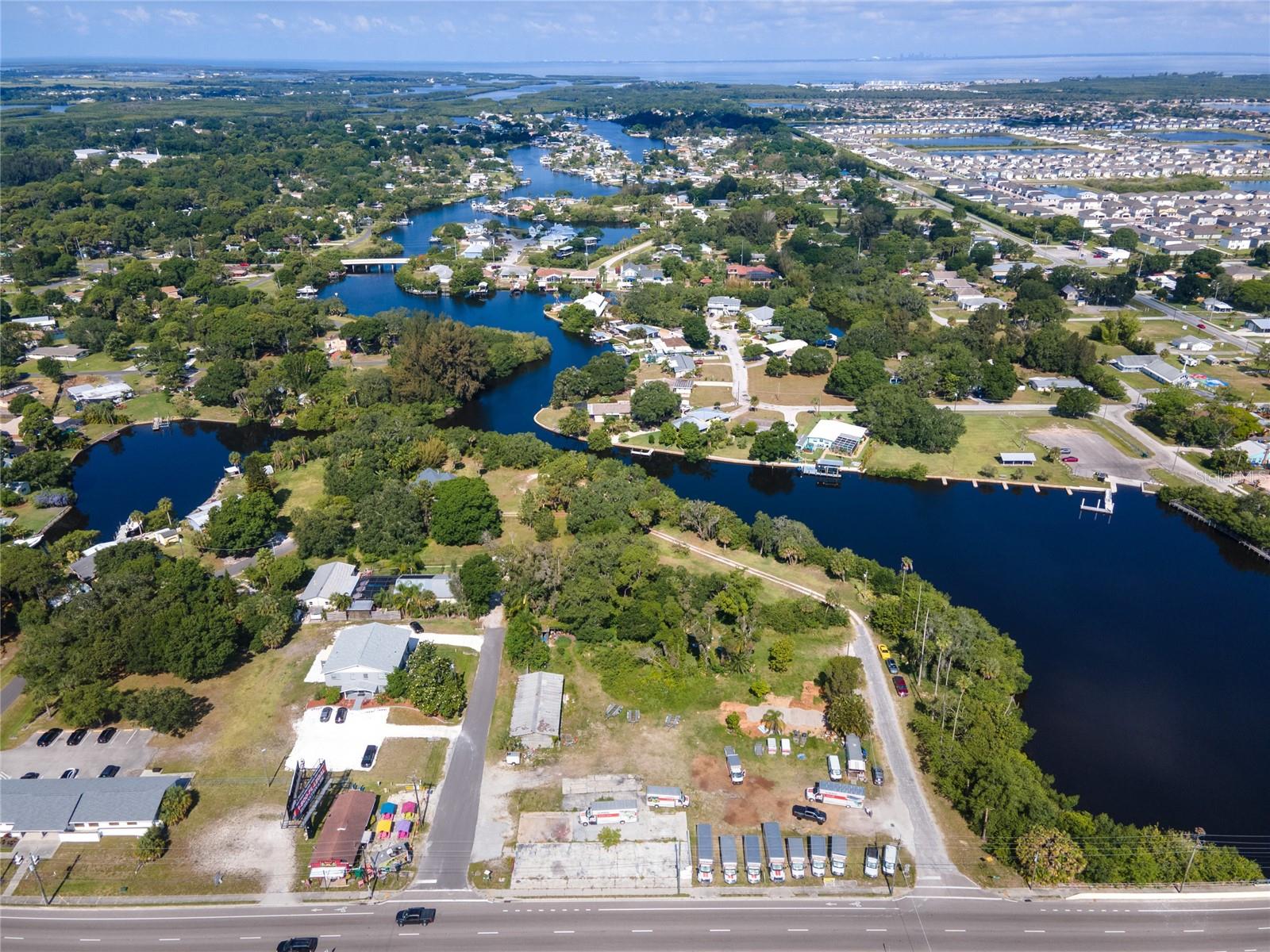 102 DICKMAN DR SW, RUSKIN, FL, 33570