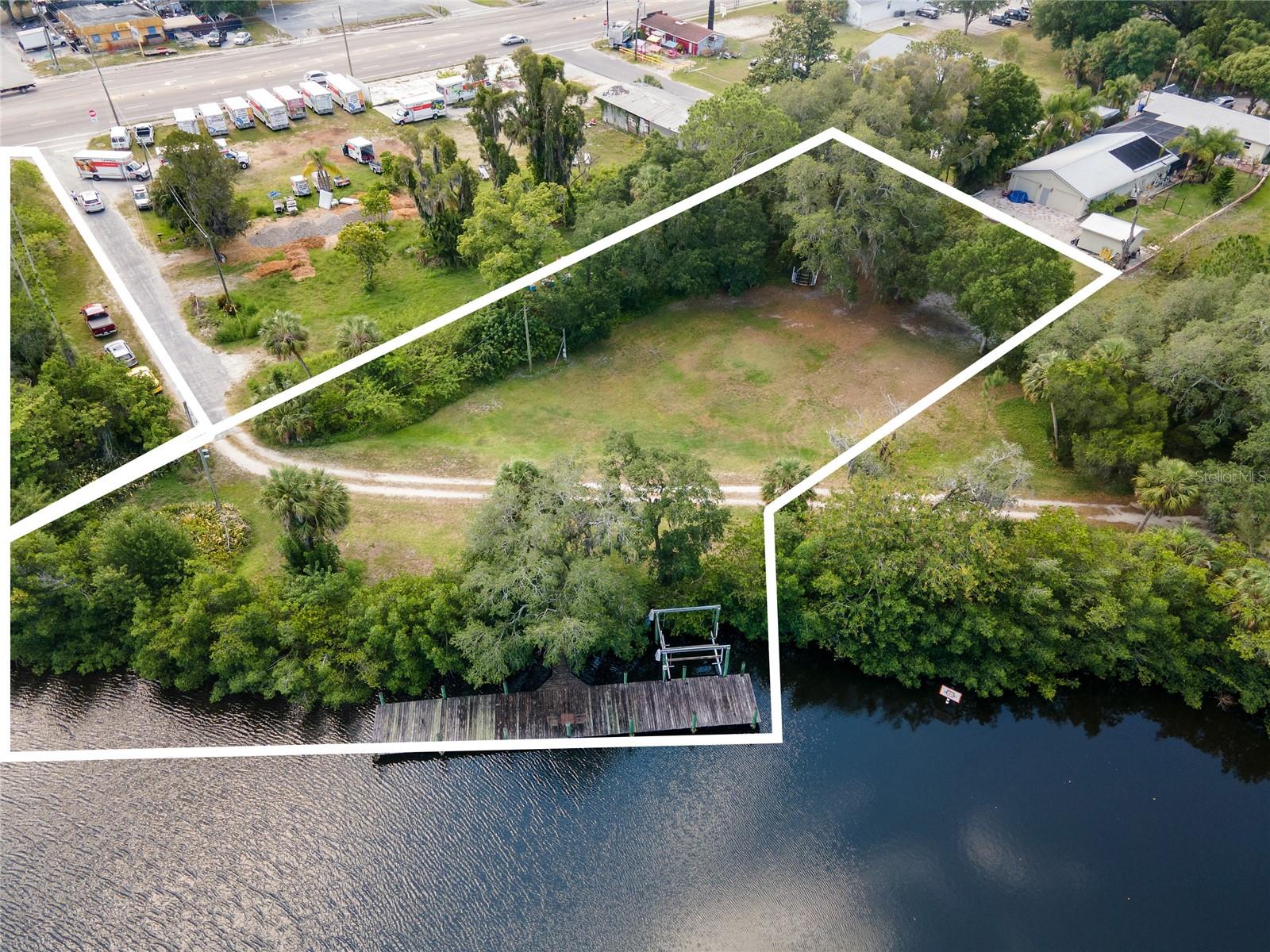 102 DICKMAN DR SW, RUSKIN, FL, 33570