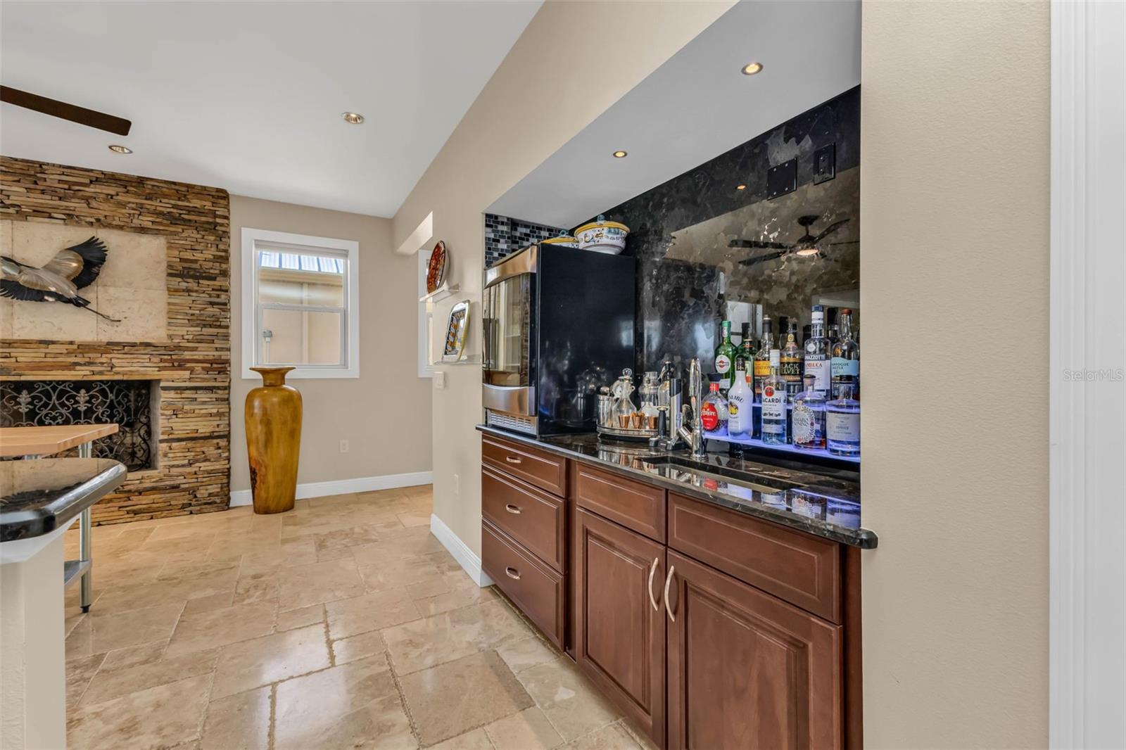 44 COLONY POINT DR, PUNTA GORDA, FL, 33950