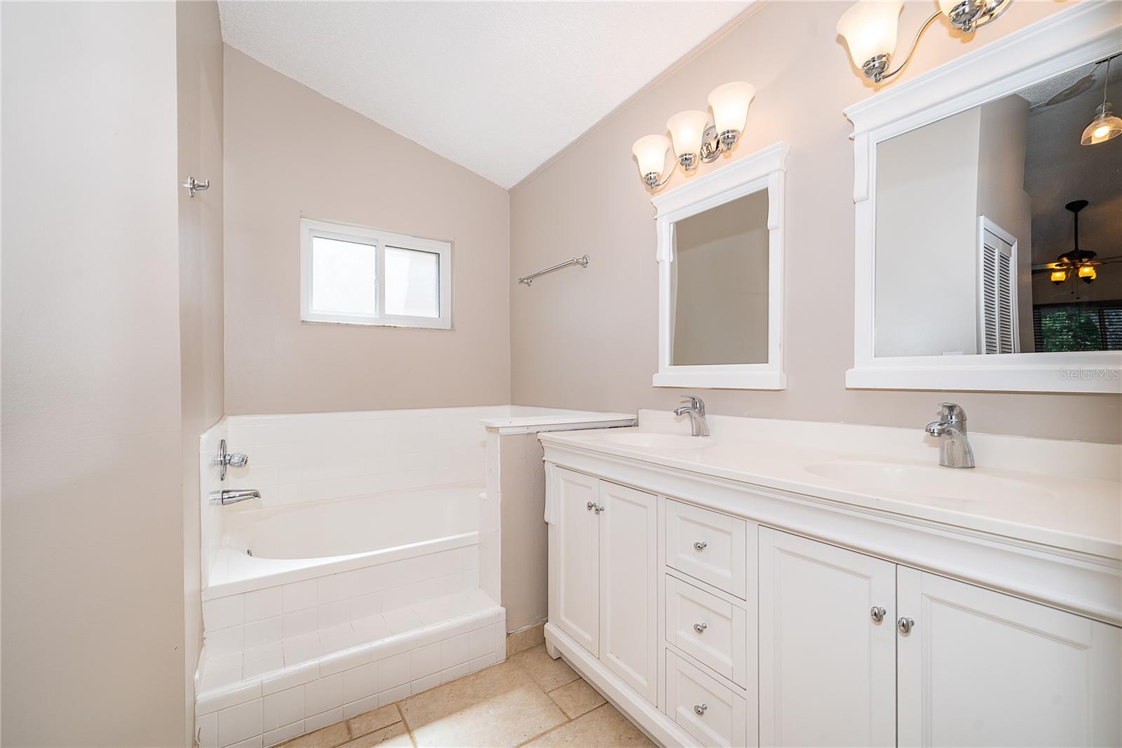 1036 LONG BRANCH LN, OVIEDO, FL, 32765