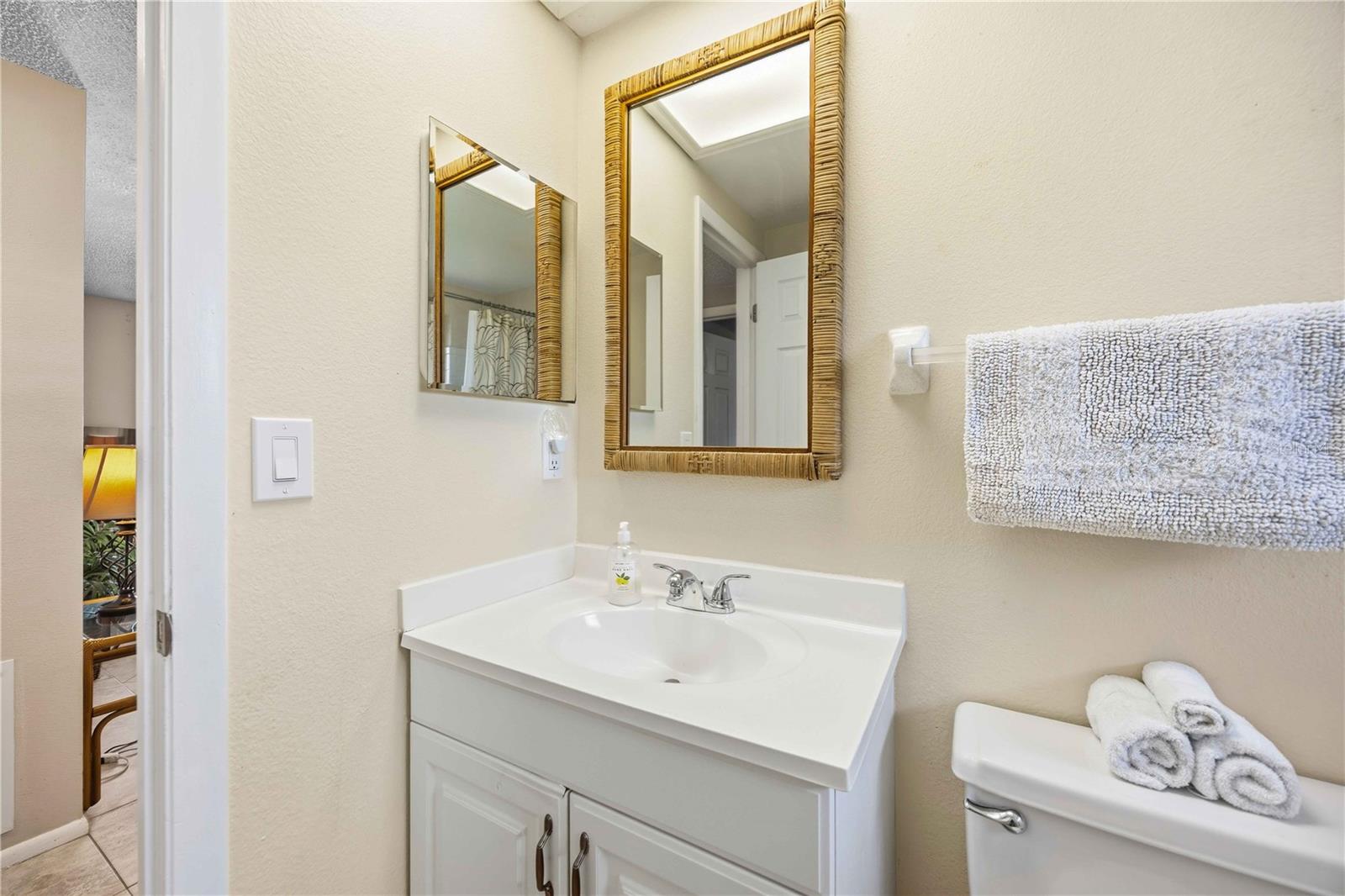 131 DARTMOUTH RD, VENICE, FL, 34293