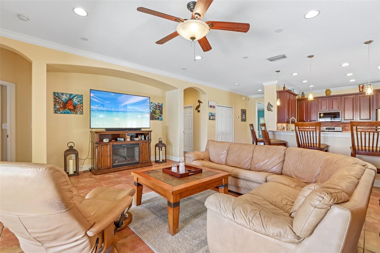 1638 MIRA LAGO CIR, RUSKIN, FL, 33570