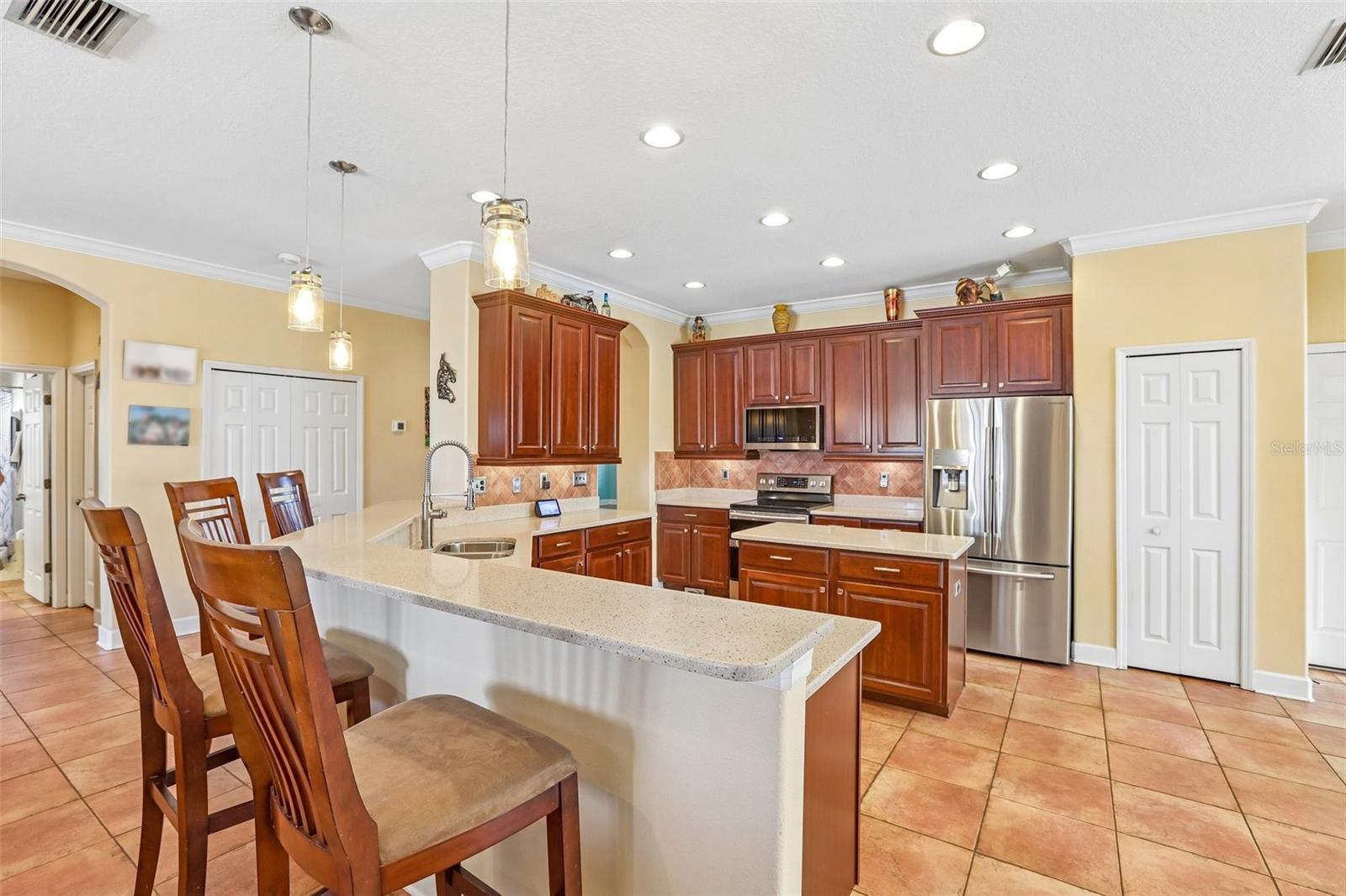 1638 MIRA LAGO CIR, RUSKIN, FL, 33570