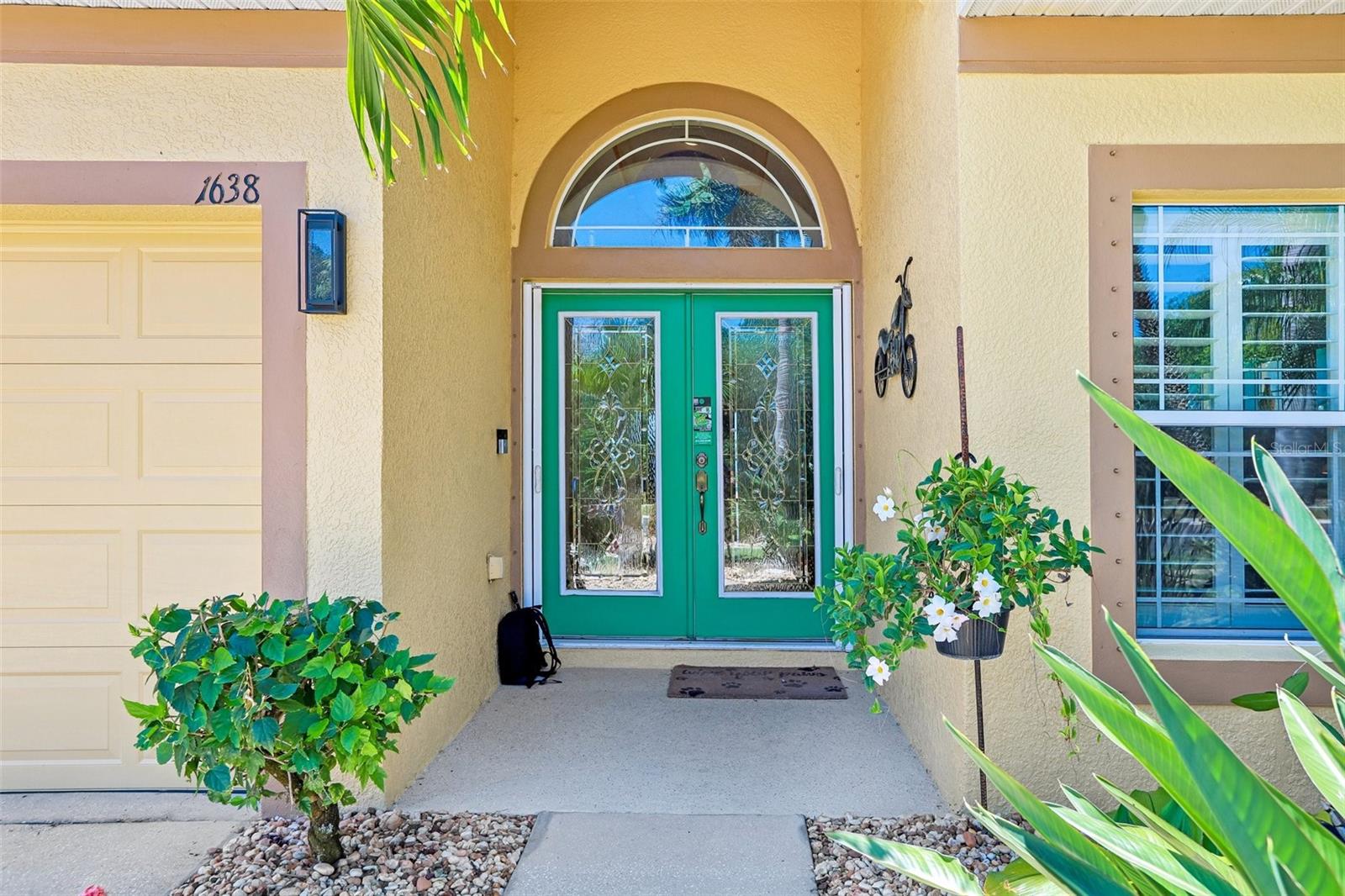 1638 MIRA LAGO CIR, RUSKIN, FL, 33570