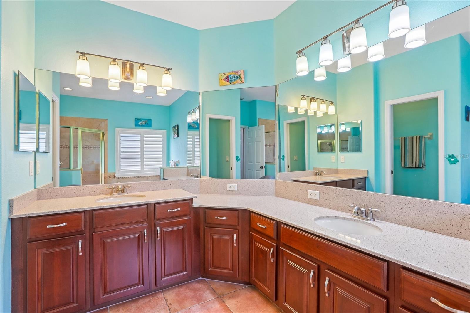 1638 MIRA LAGO CIR, RUSKIN, FL, 33570