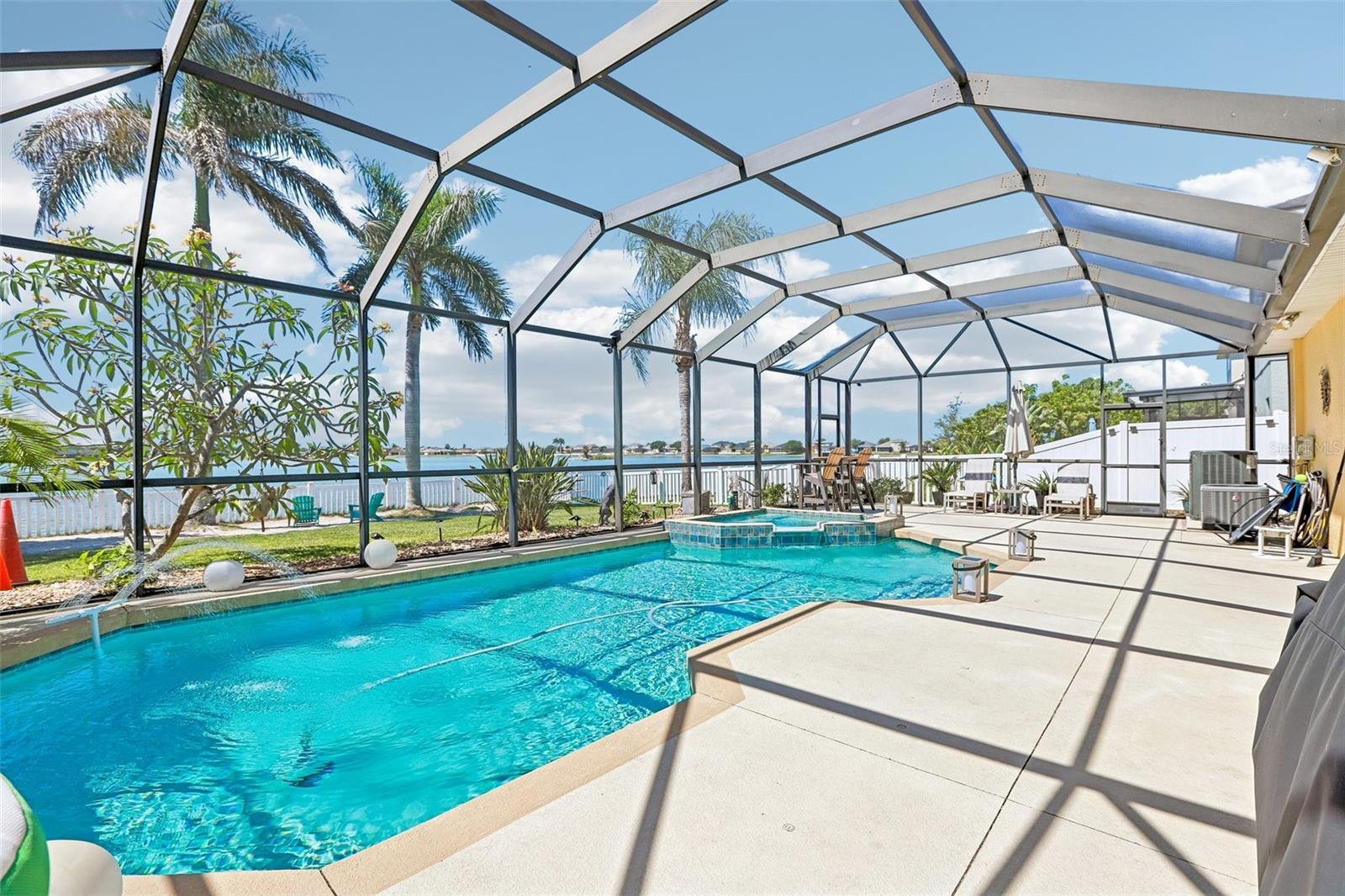 1638 MIRA LAGO CIR, RUSKIN, FL, 33570