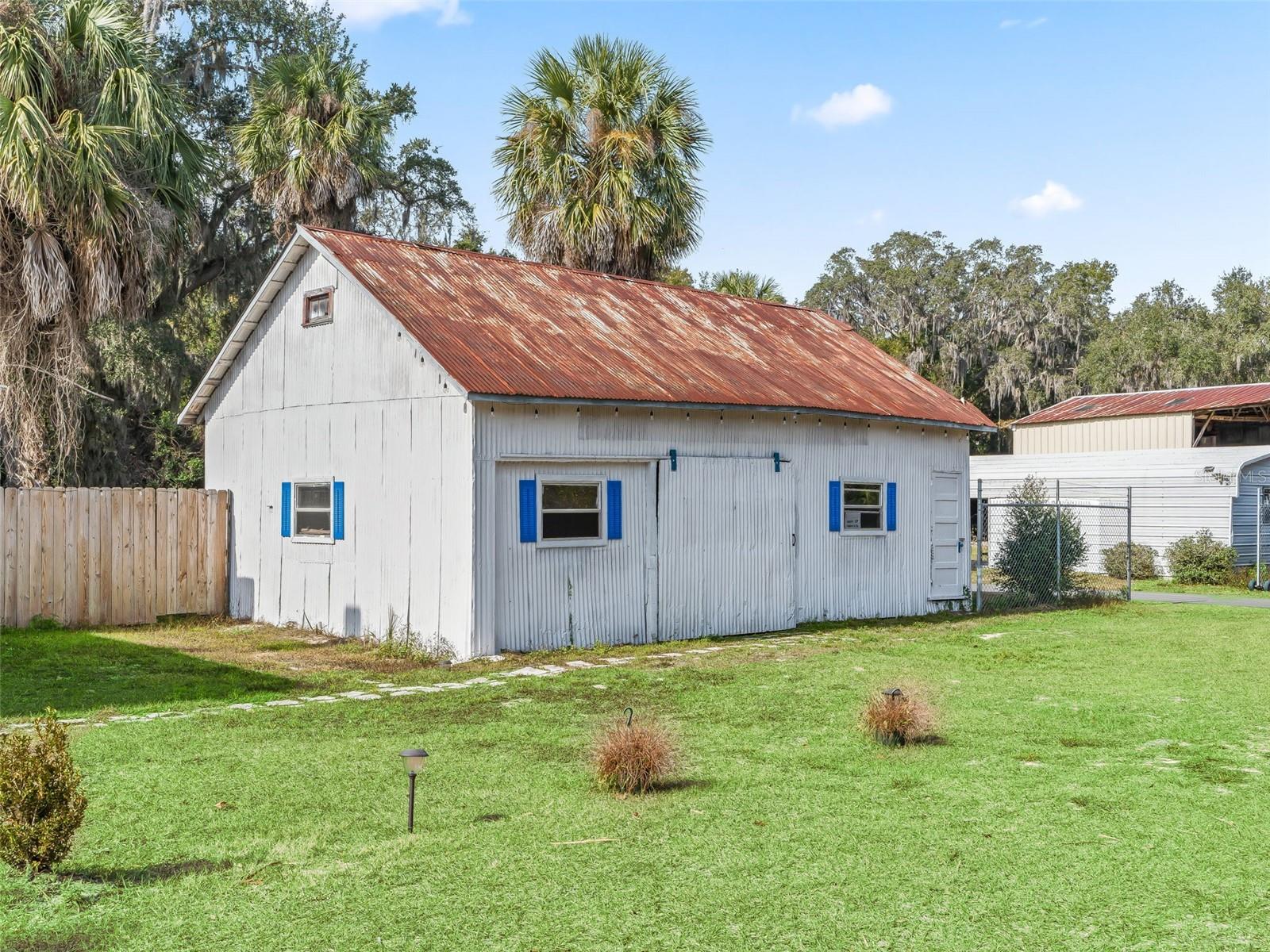 10487 SE HIGHWAY 42, SUMMERFIELD, FL, 34491