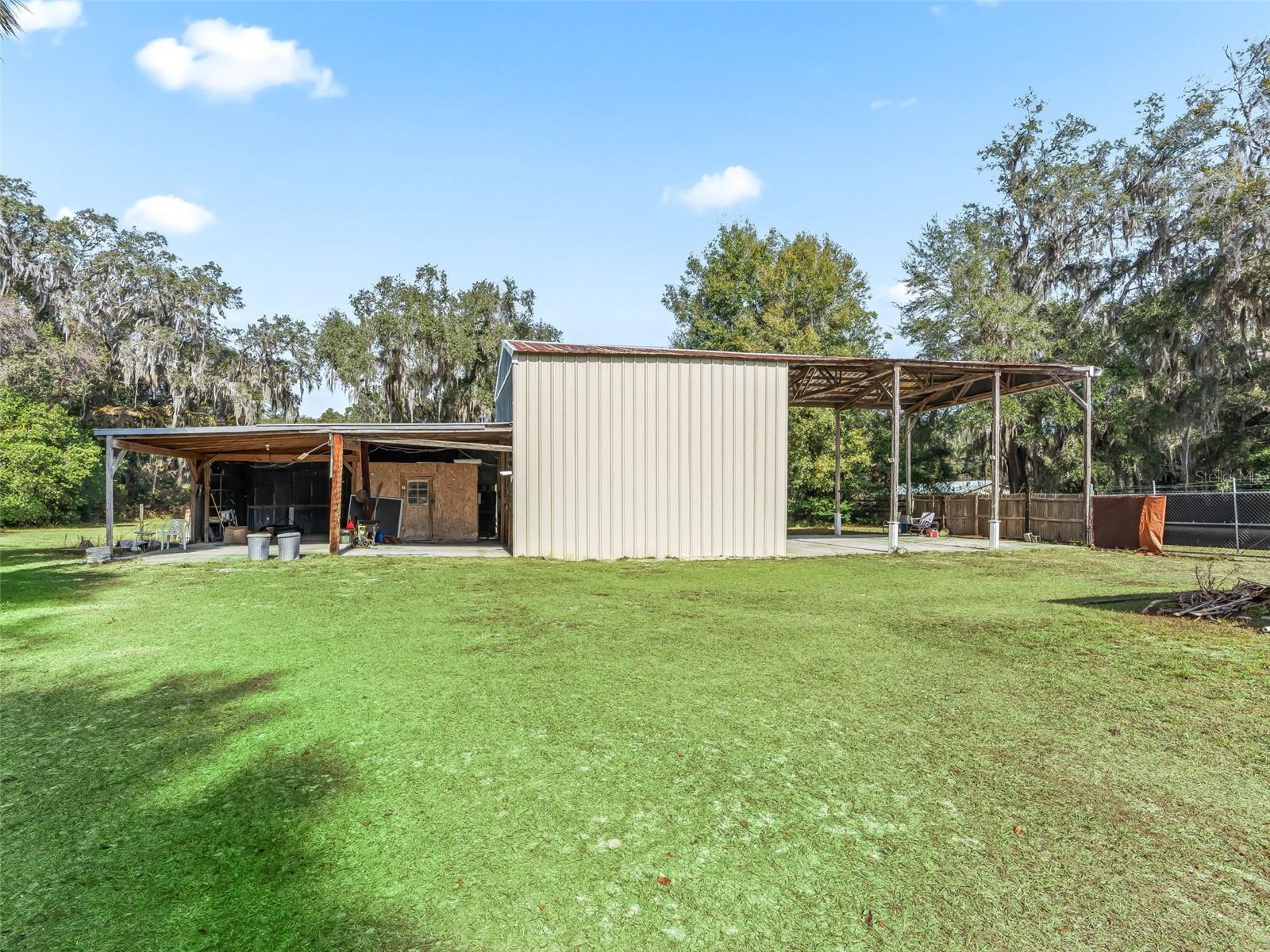 10487 SE HIGHWAY 42, SUMMERFIELD, FL, 34491