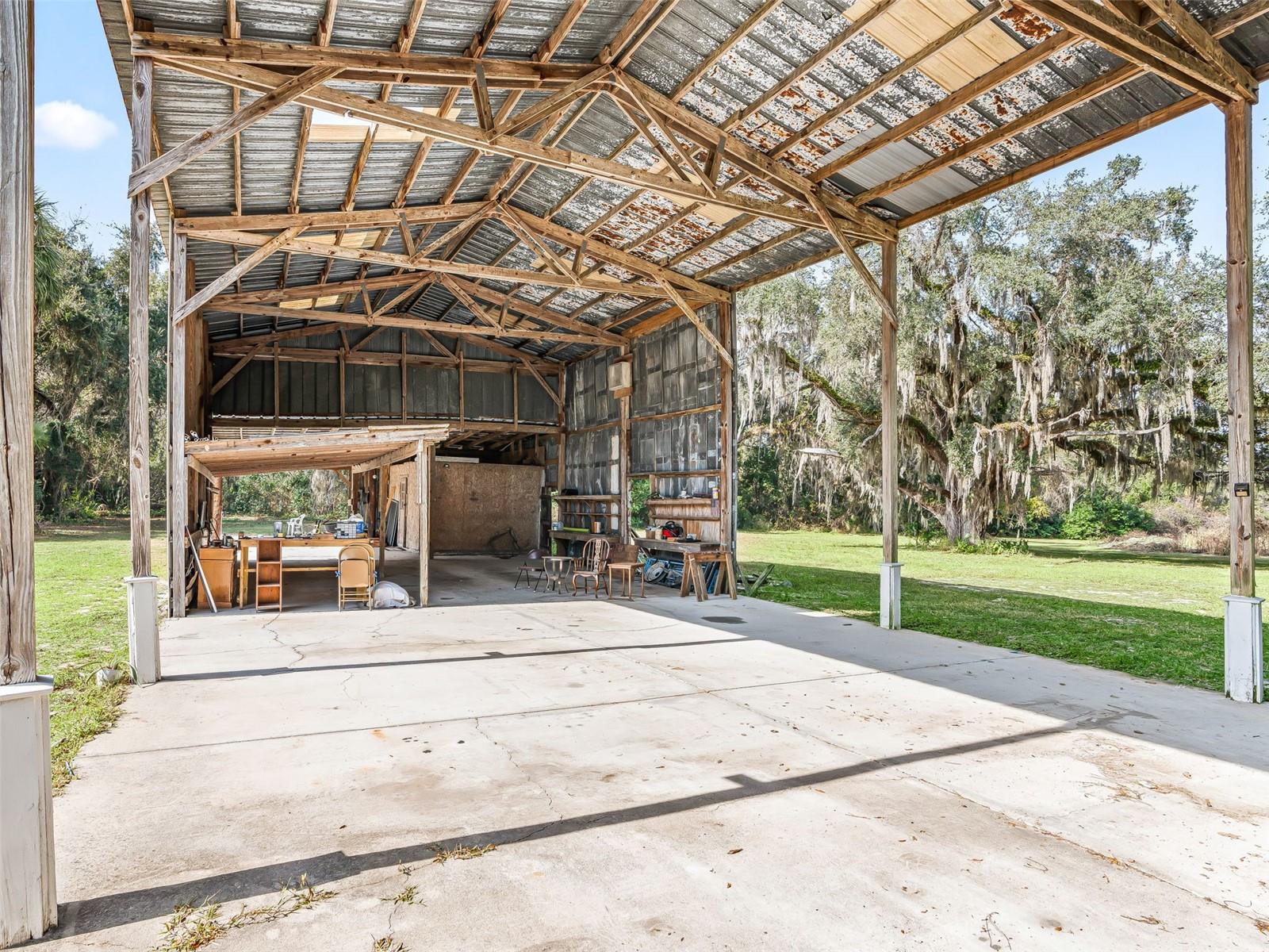 10487 SE HIGHWAY 42, SUMMERFIELD, FL, 34491
