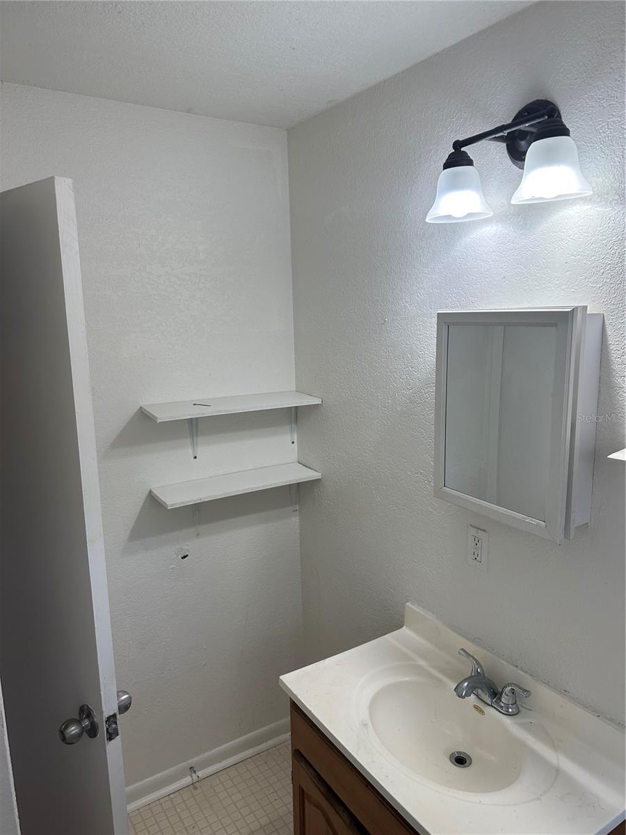 1203 E ANNIE ST, TAMPA, FL, 33612