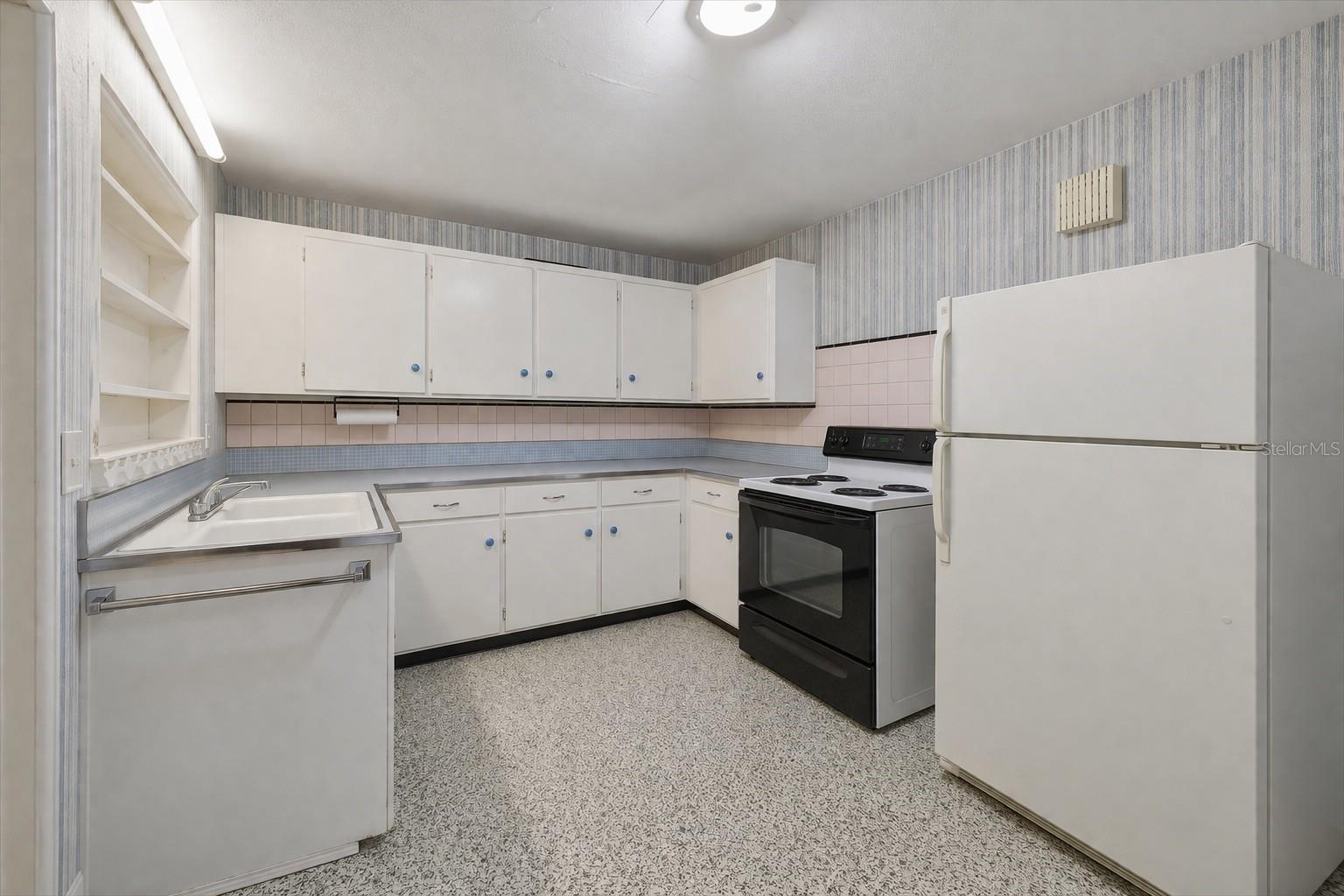2204 SHAWNEE ST, SARASOTA, FL, 34231
