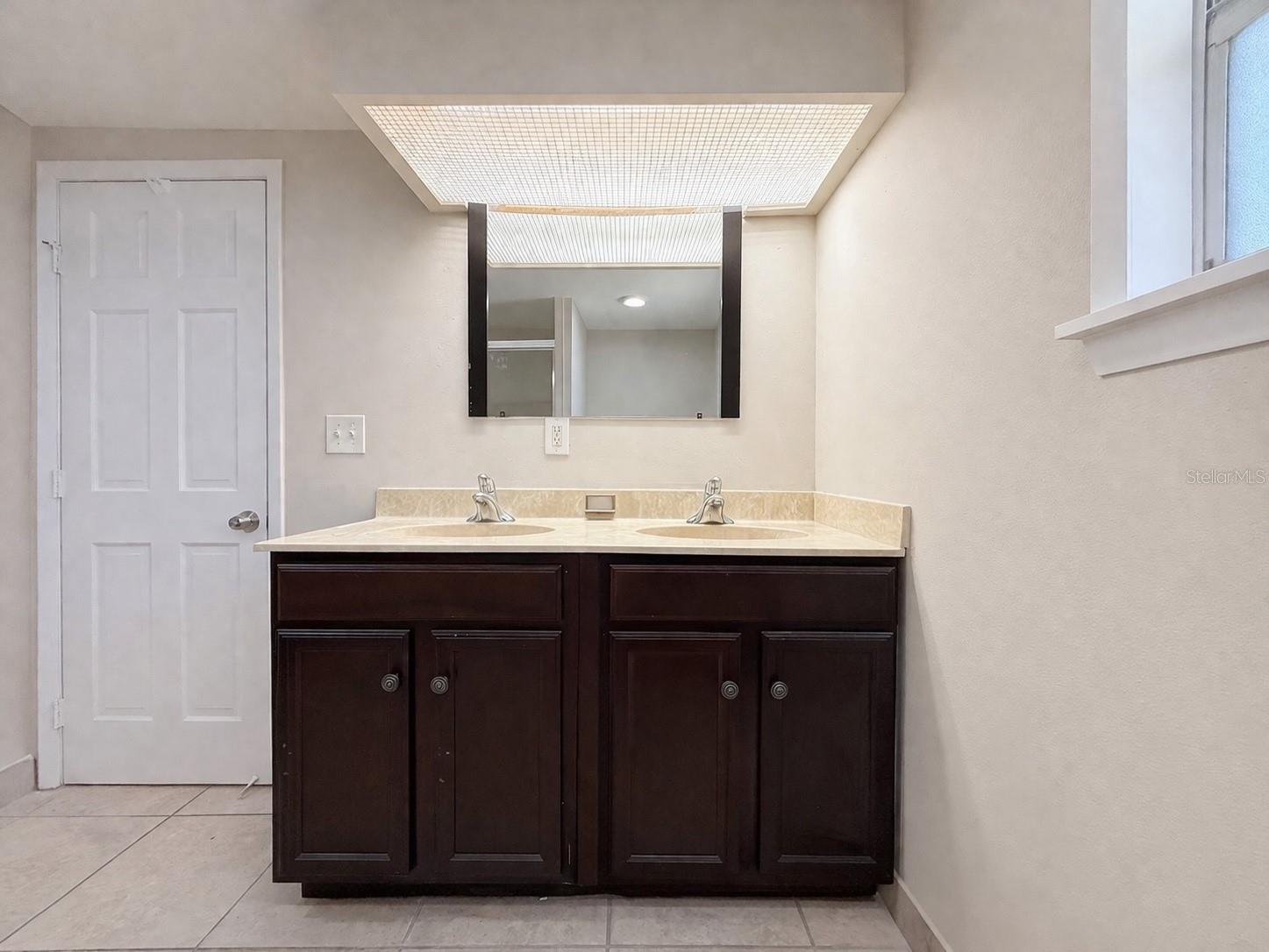 7018 54TH AVE N, ST PETERSBURG, FL, 33709