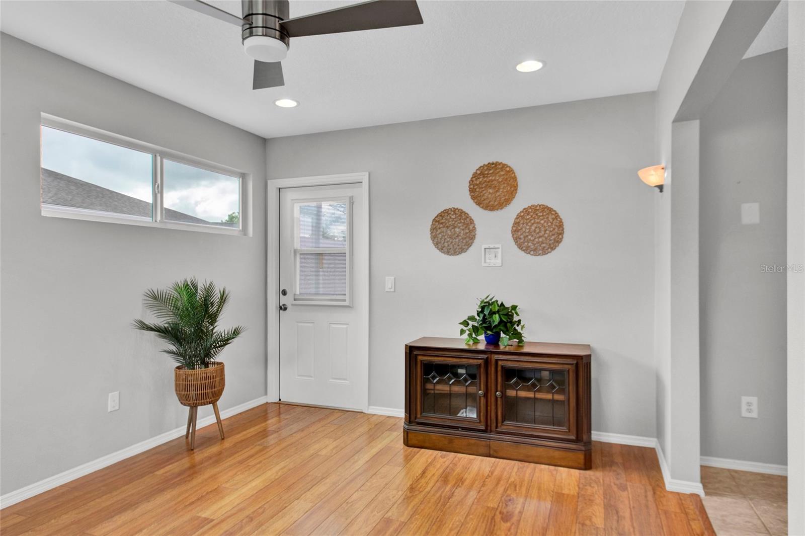 807 CAMINO DEL REY DR, THE VILLAGES, FL, 32159