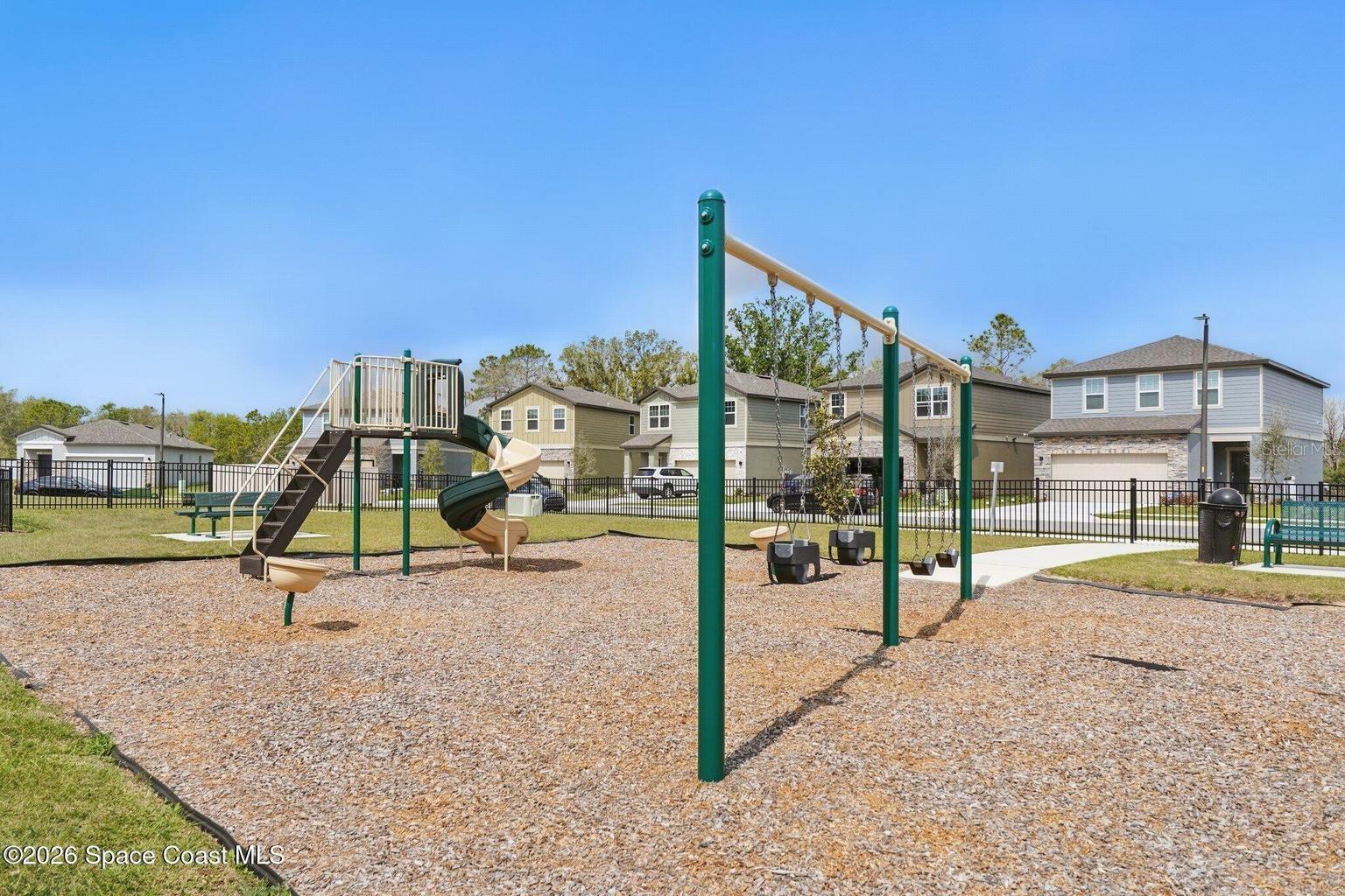 2024 HEMINGWAY CIR, GROVELAND, FL, 34736