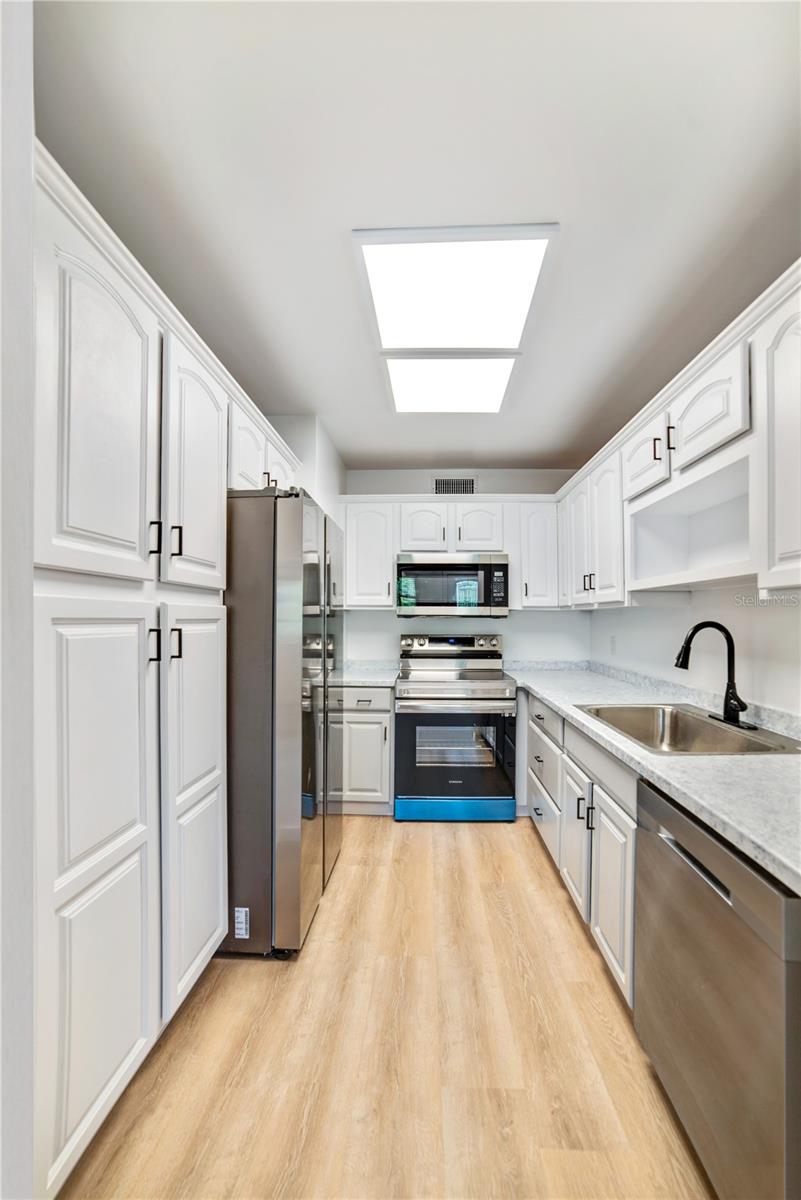 4413 W ROGERS AVE, TAMPA, FL, 33611