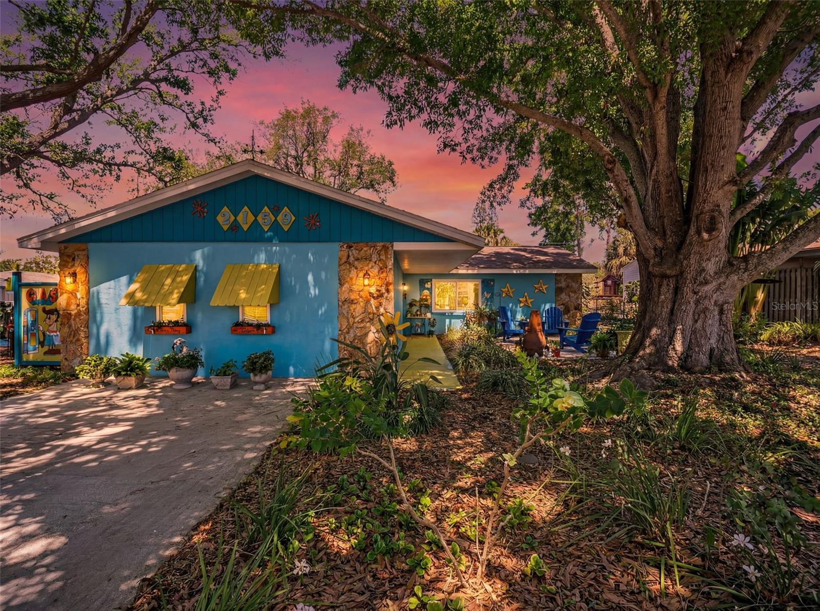 2159 BARCELONA WAY S, ST PETERSBURG, FL, 33712