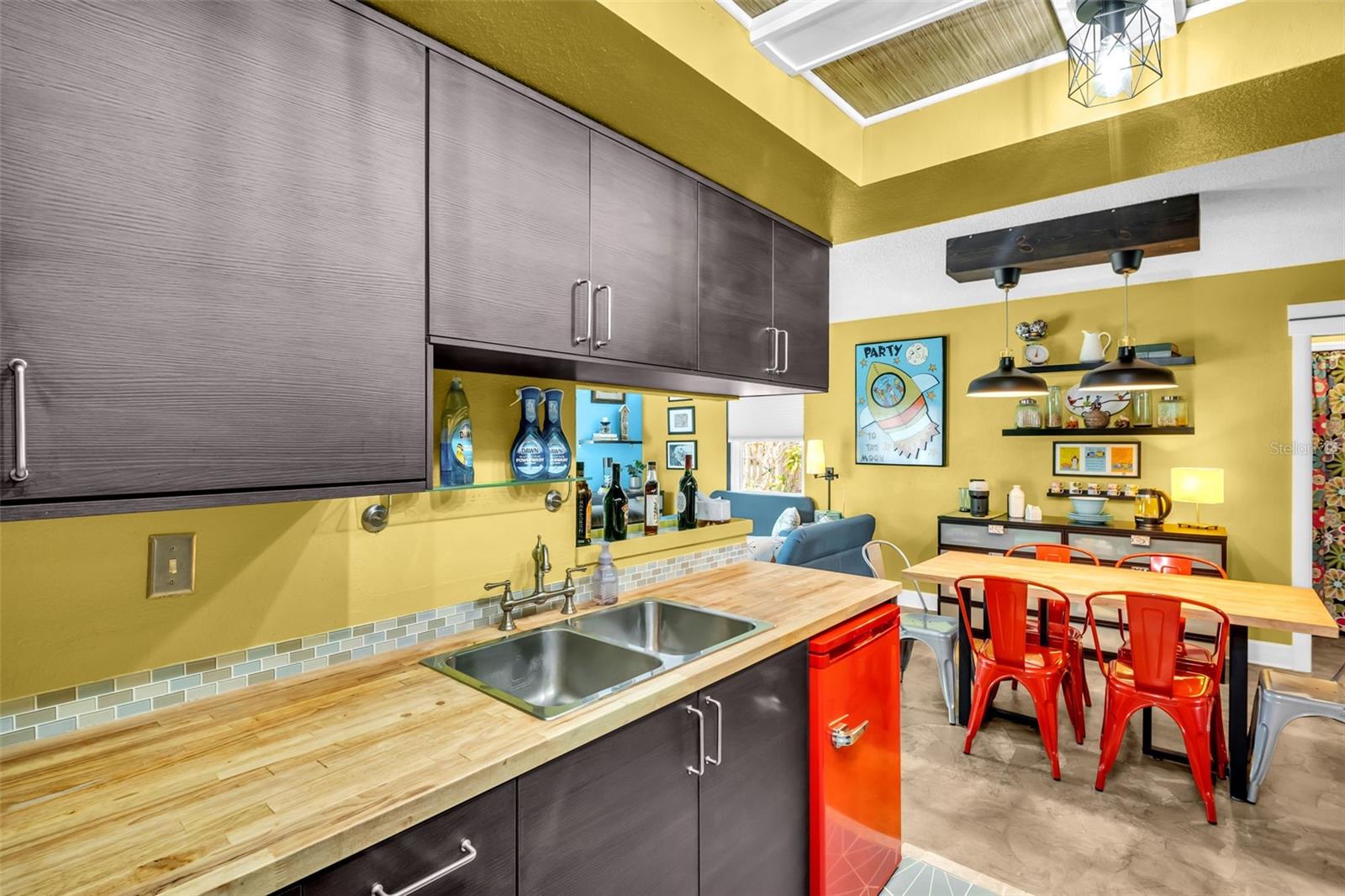 2159 BARCELONA WAY S, ST PETERSBURG, FL, 33712