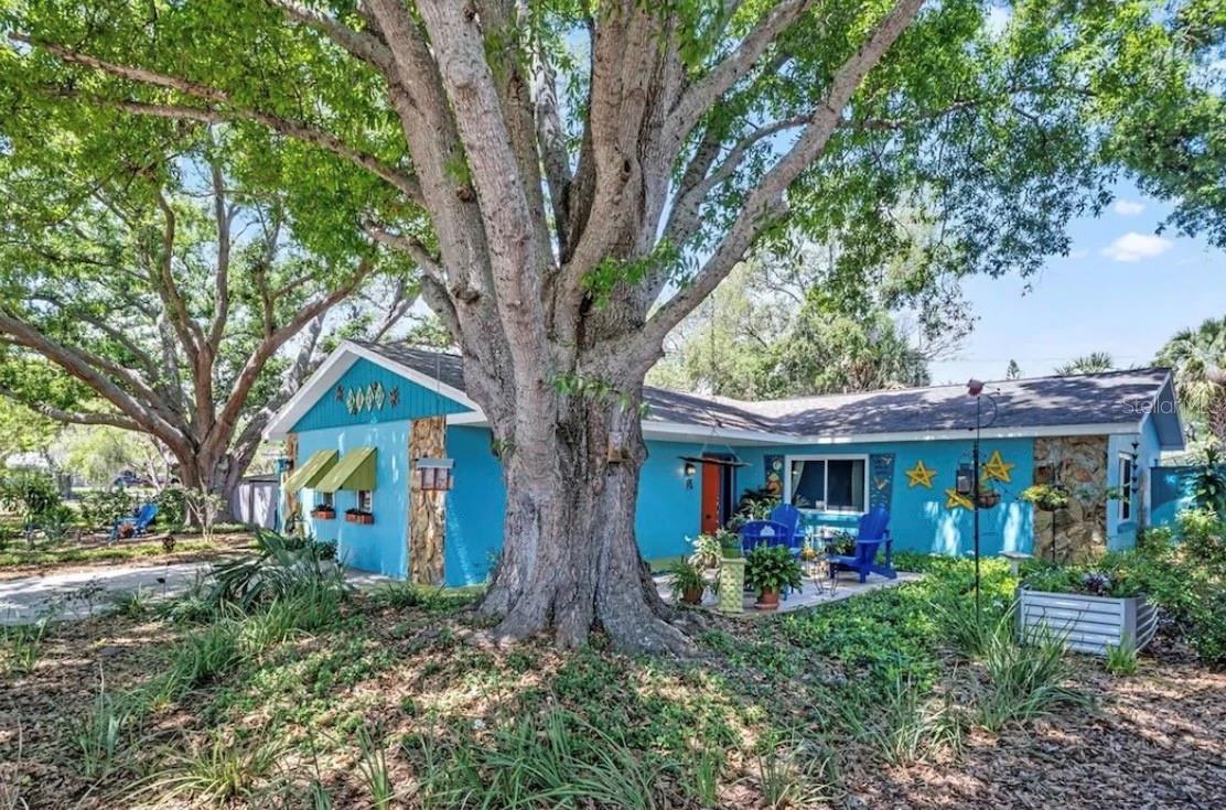 2159 BARCELONA WAY S, ST PETERSBURG, FL, 33712