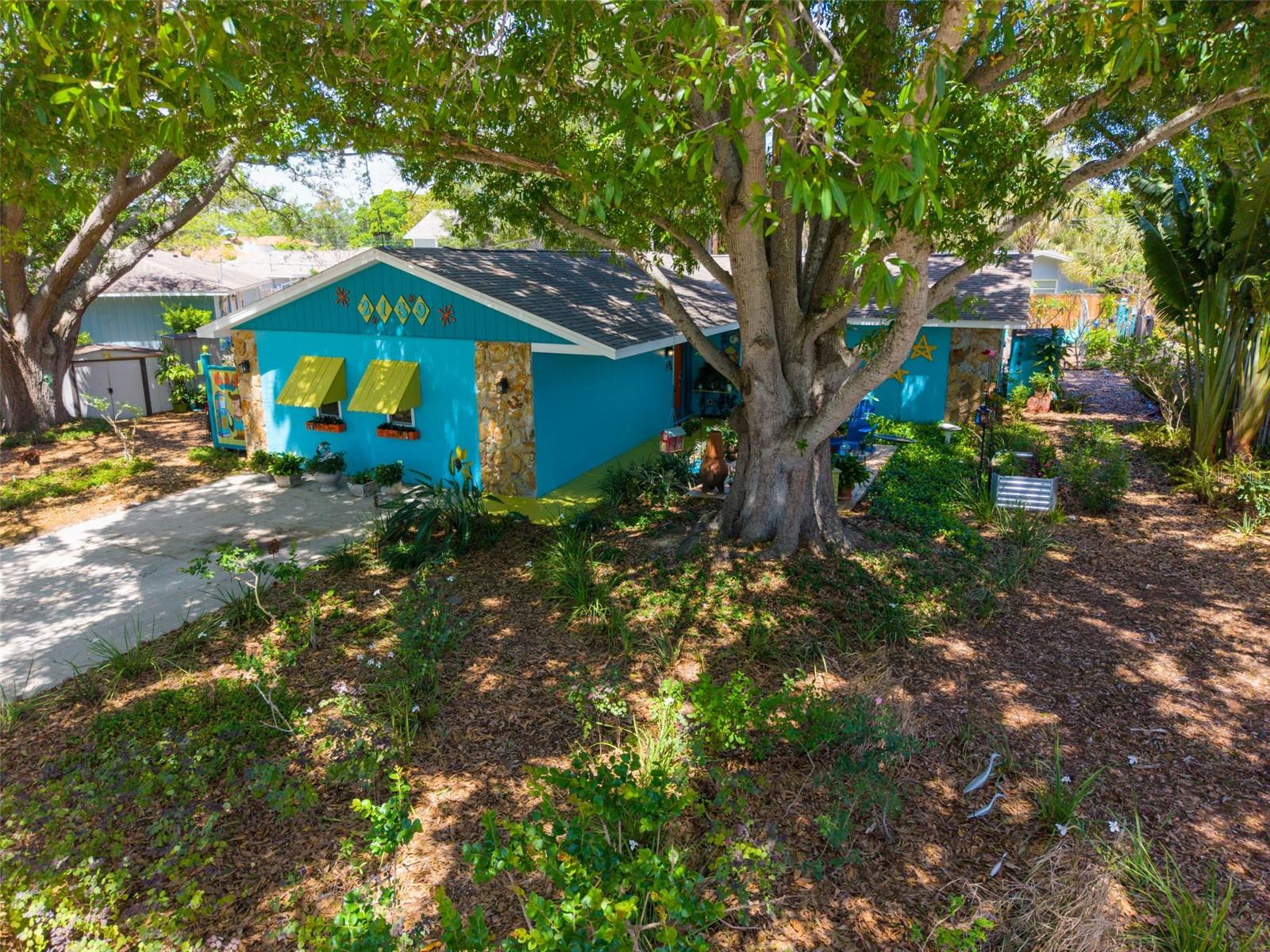 2159 BARCELONA WAY S, ST PETERSBURG, FL, 33712