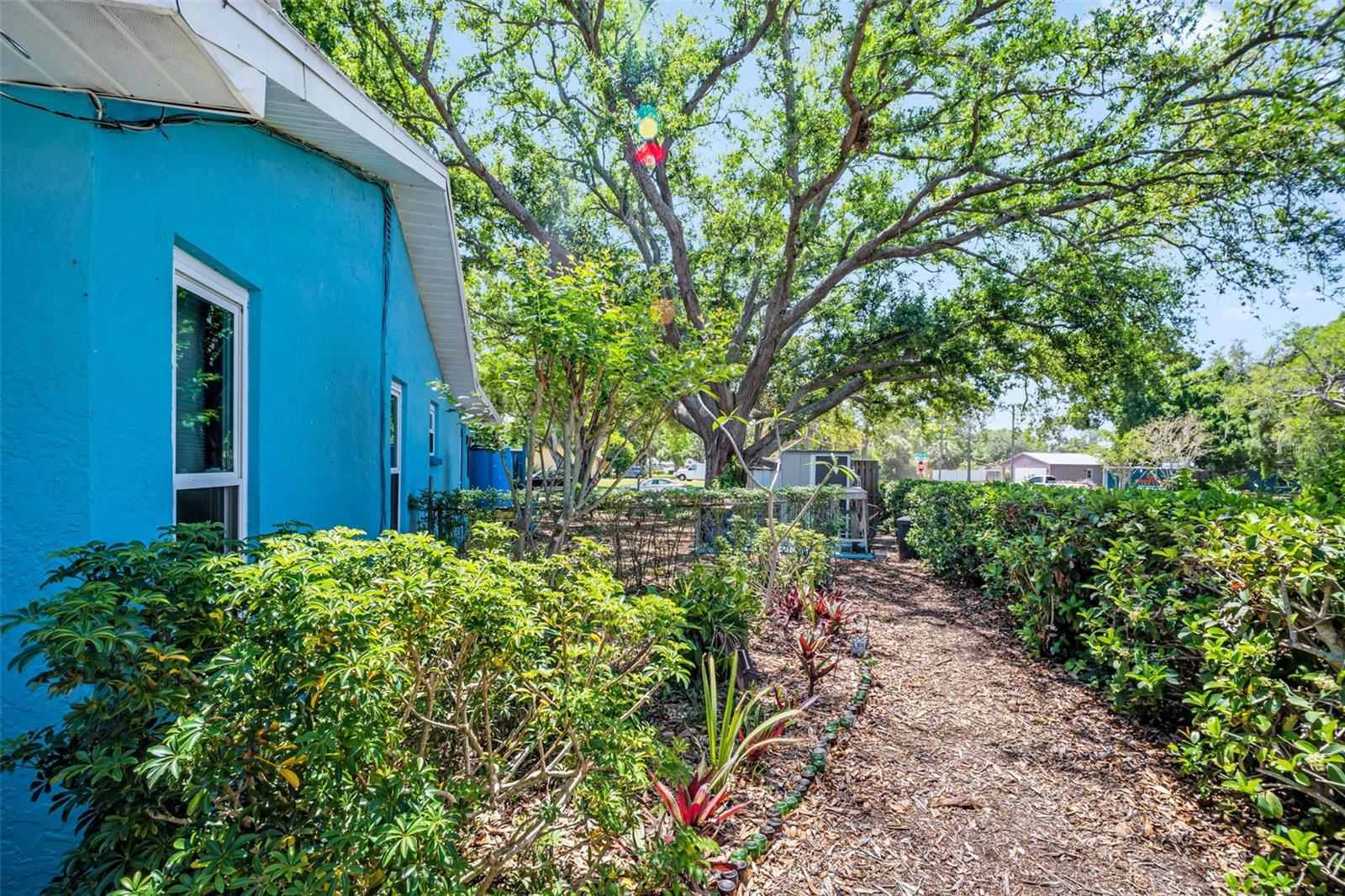 2159 BARCELONA WAY S, ST PETERSBURG, FL, 33712