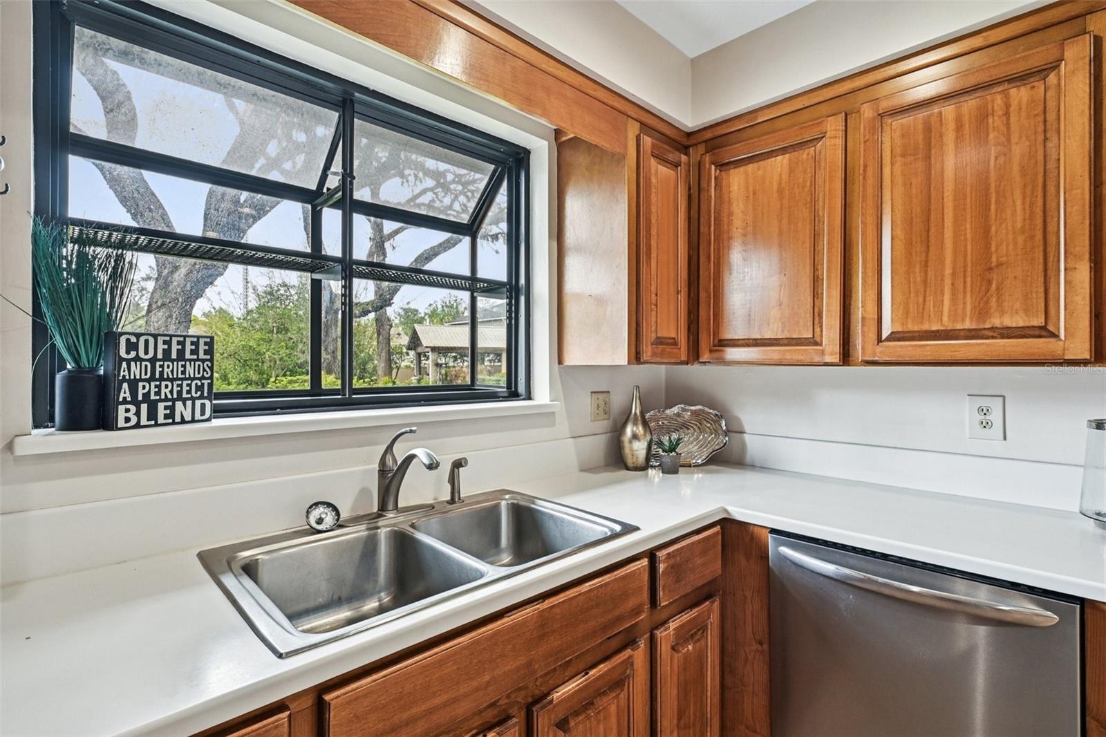 8507 SYNHOFF DR, JACKSONVILLE, FL, 32216