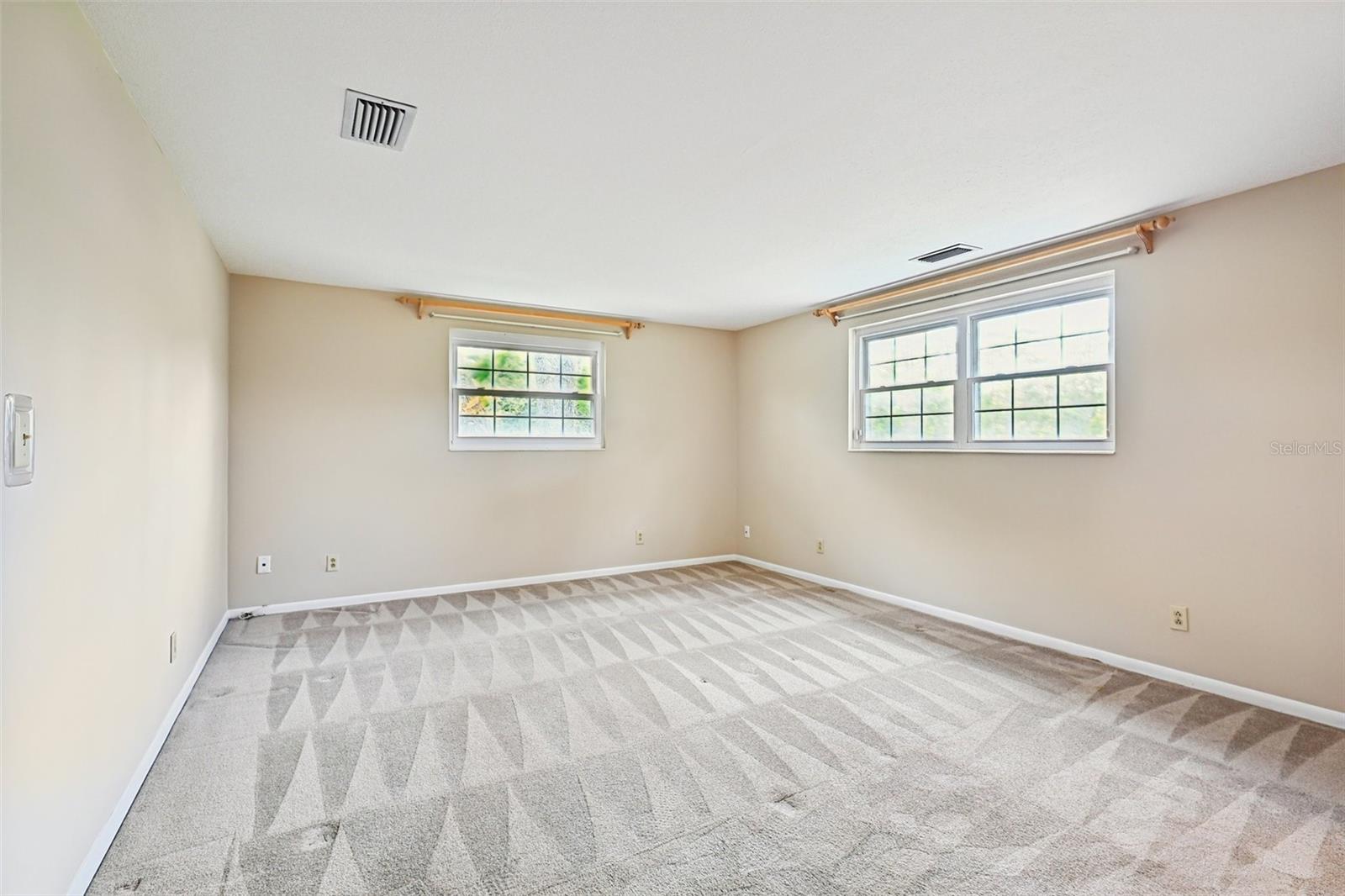 8507 SYNHOFF DR, JACKSONVILLE, FL, 32216