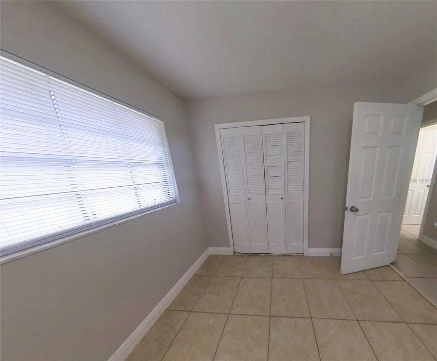 210 N LONE OAK DR #1, LEESBURG, FL, 34748